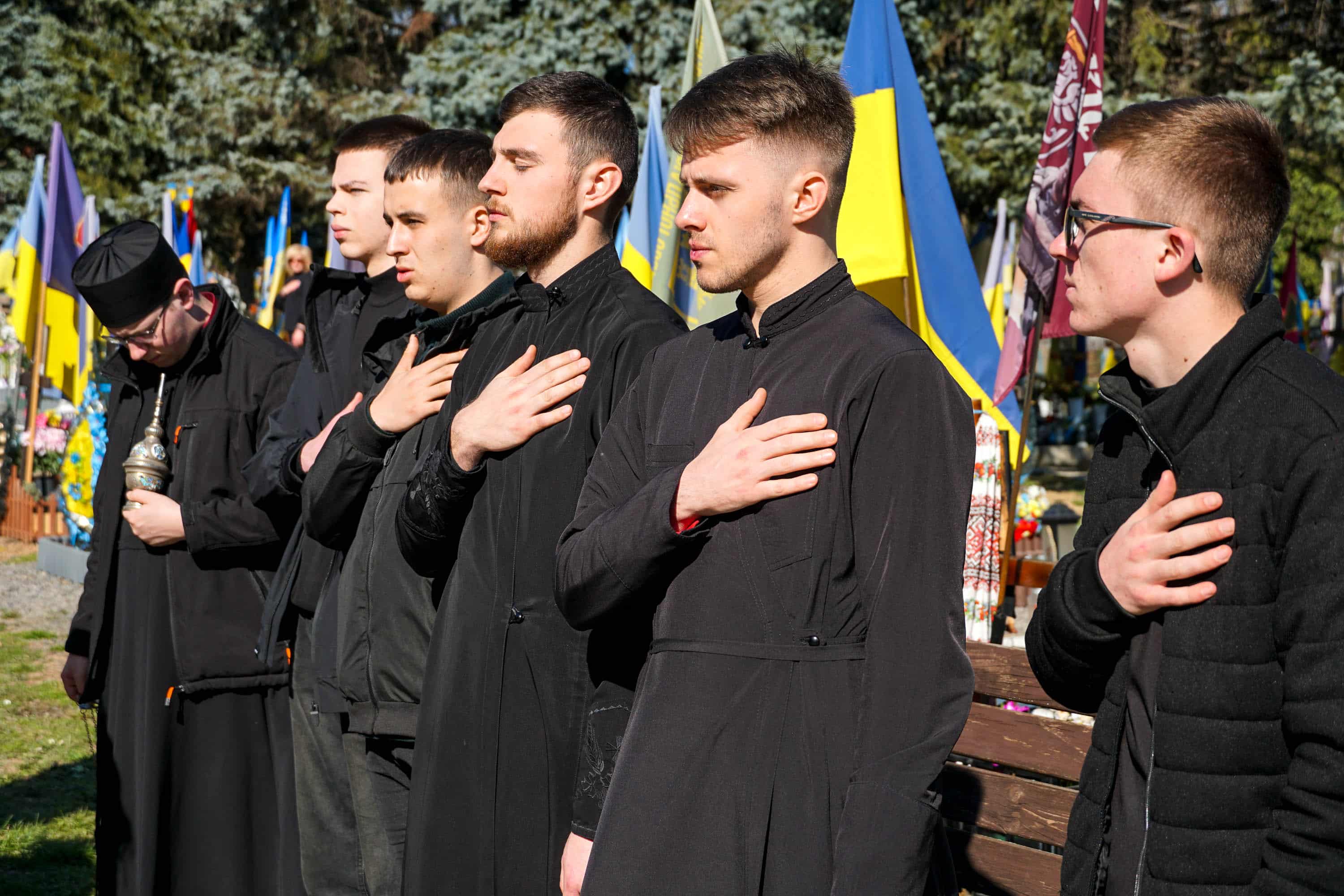 В Ужгороді сьогодні попрощалися із 56-річним старшим солдатом Андрієм Жабським