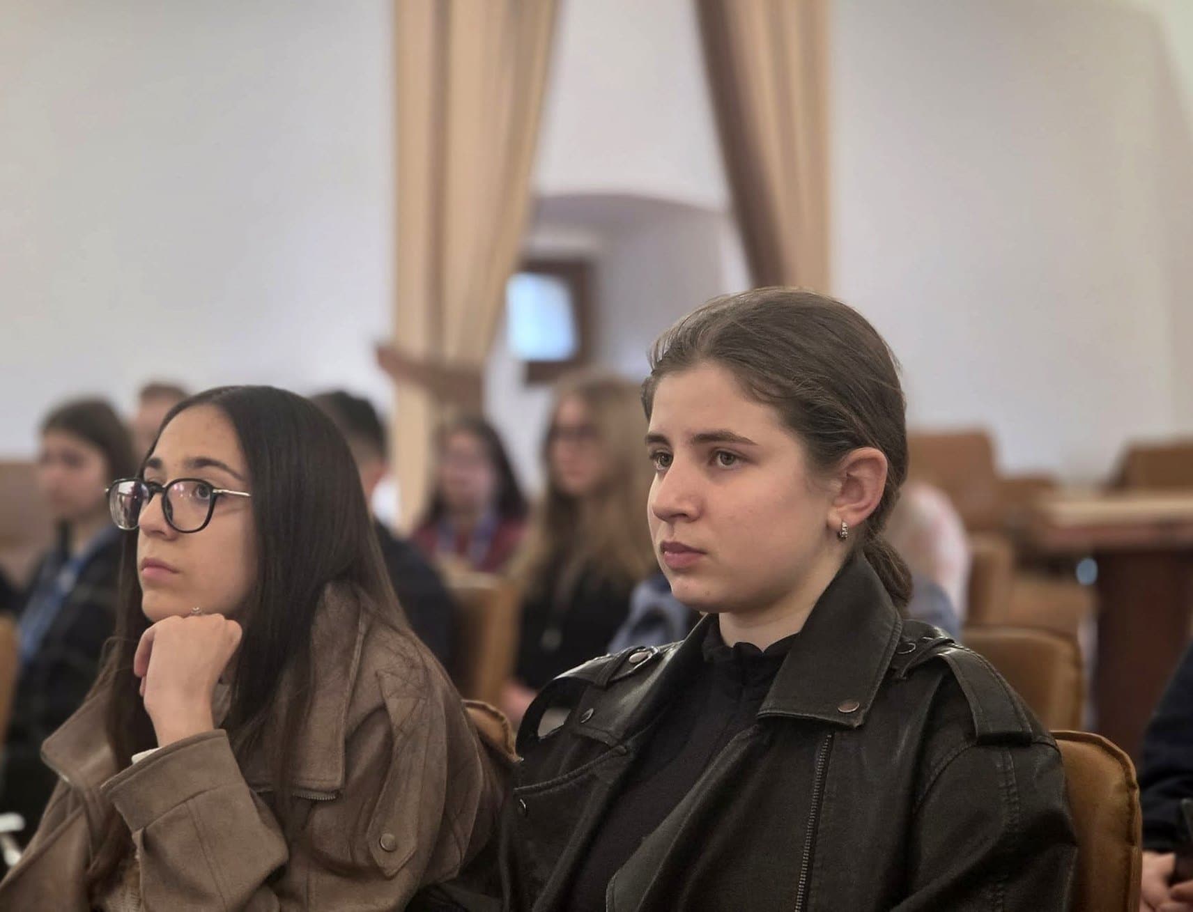 «Операція “Артефакт”: Дослідник у місті» – стартував овновний етап конкурсу «Ужгород очима школярів»