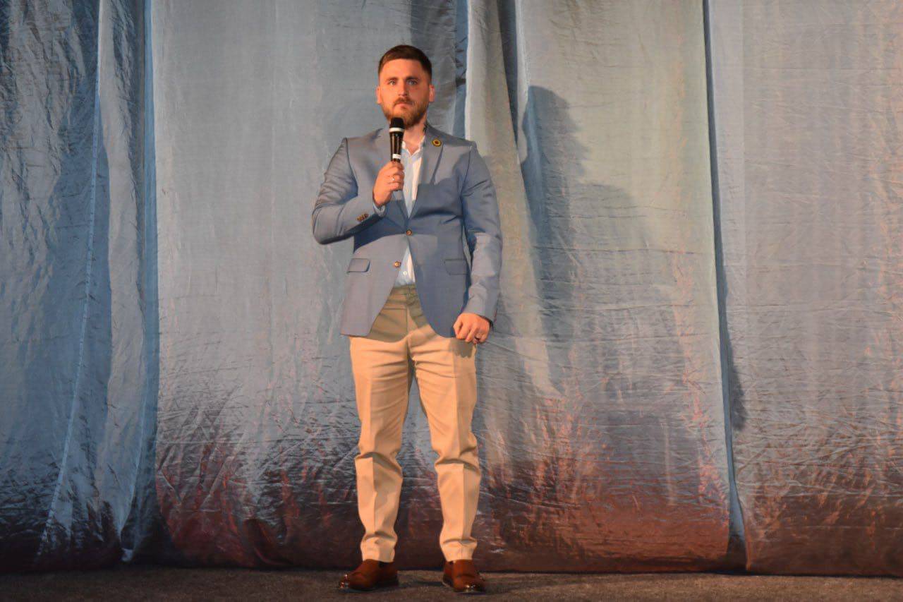 В Ужгороді з нагоди Міжнародного дня театру вітали тих, хто присвятив своє життя сцені