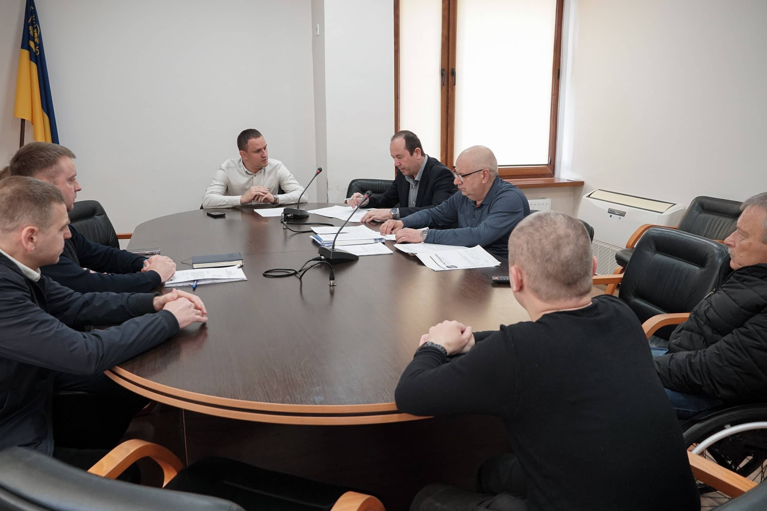 Комунальне підприємство обслуговуватиме маршрут № 19: в Ужгороді відбувся конкурс із визначення перевізника