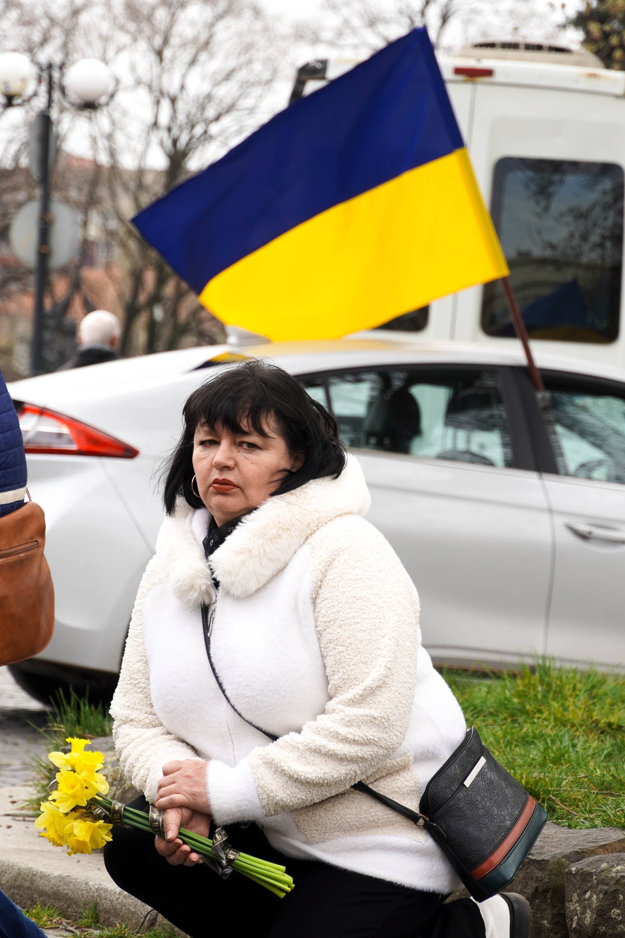 В Ужгороді сьогодні попрощалися із 43-річним солдатом Олександром Луцьом