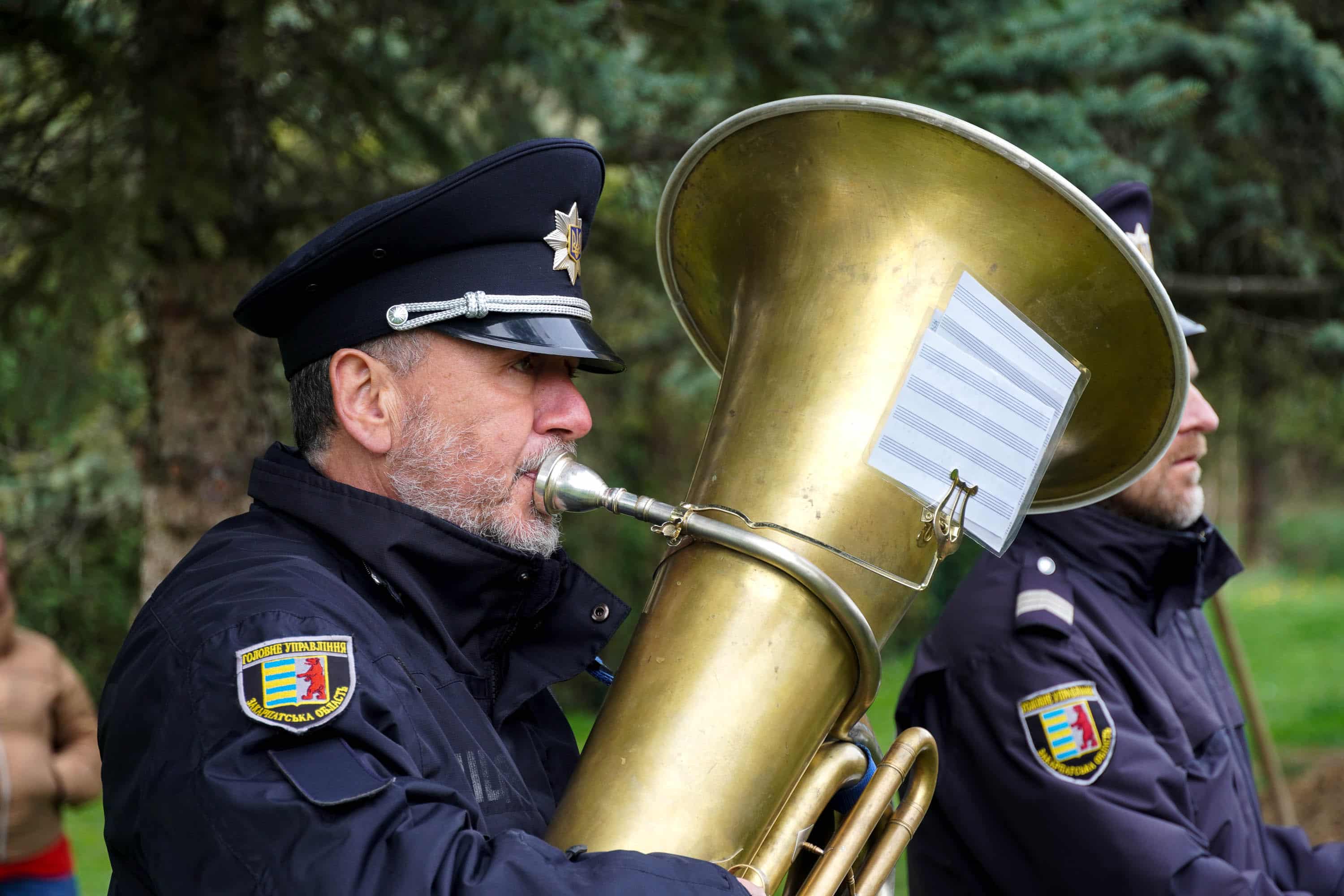 В Ужгороді сьогодні попрощалися із 43-річним солдатом Олександром Луцьом
