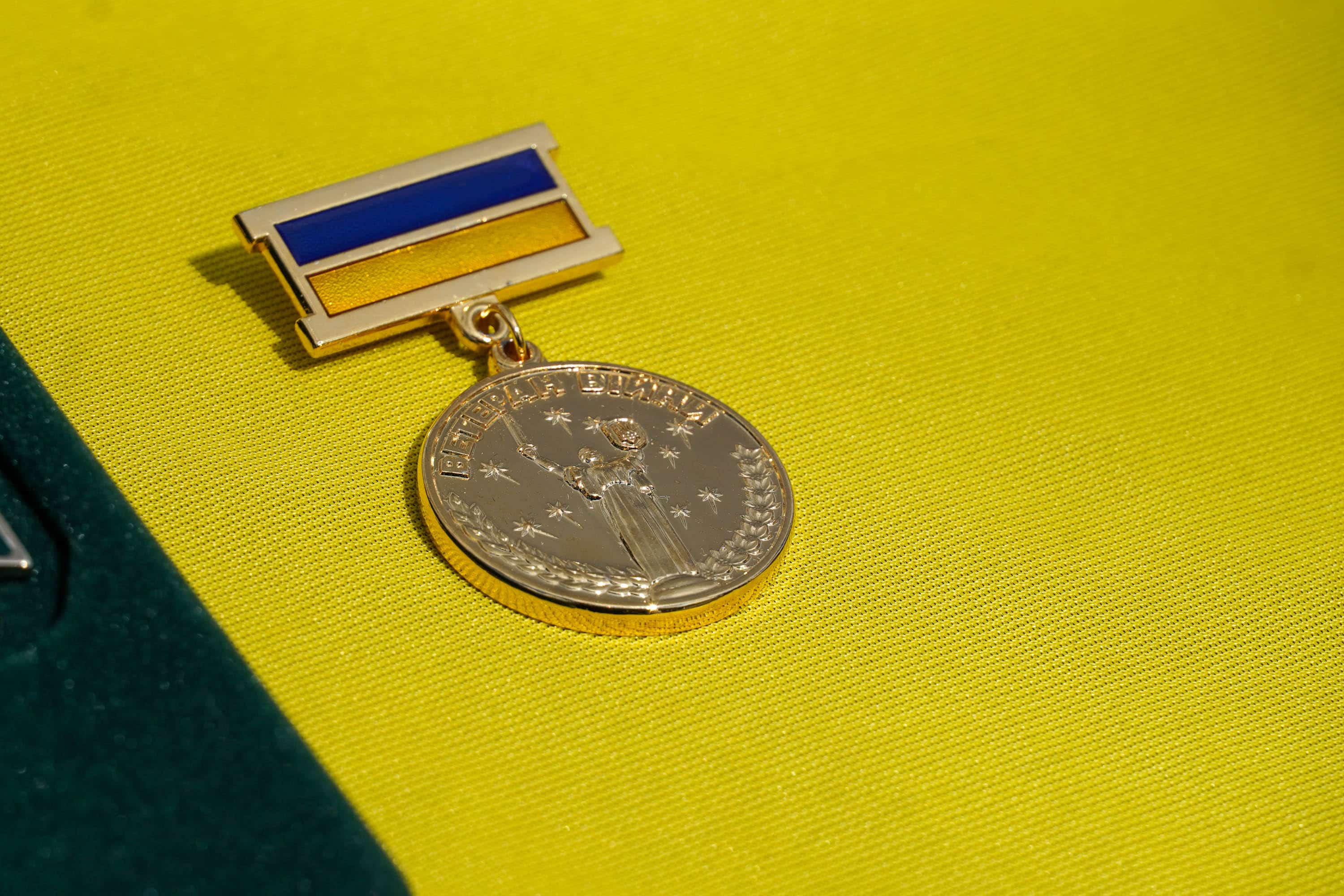 В Ужгороді сьогодні попрощалися із 51-річним солдатом, стрільцем-снайпером Тарасом Балогою