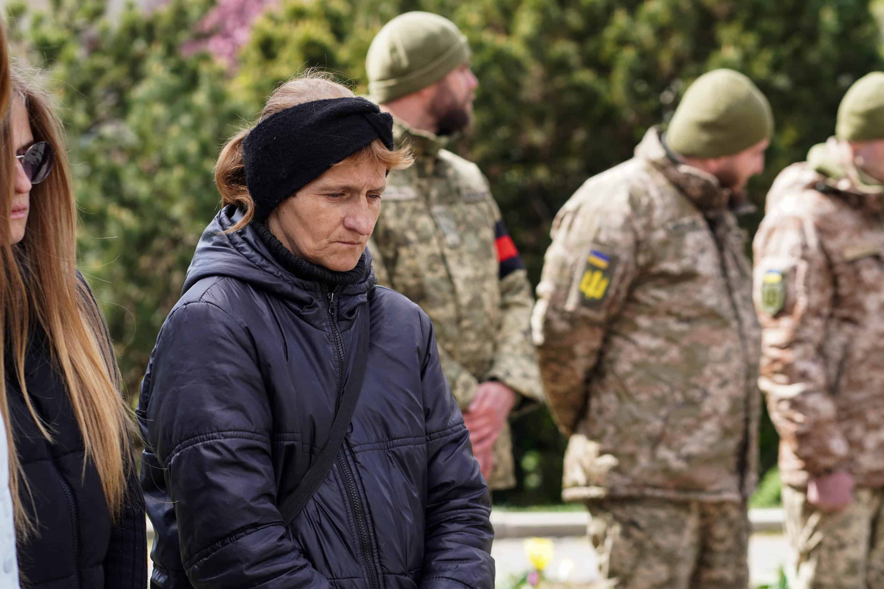 В Ужгороді сьогодні попрощалися із 51-річним солдатом, стрільцем-снайпером Тарасом Балогою