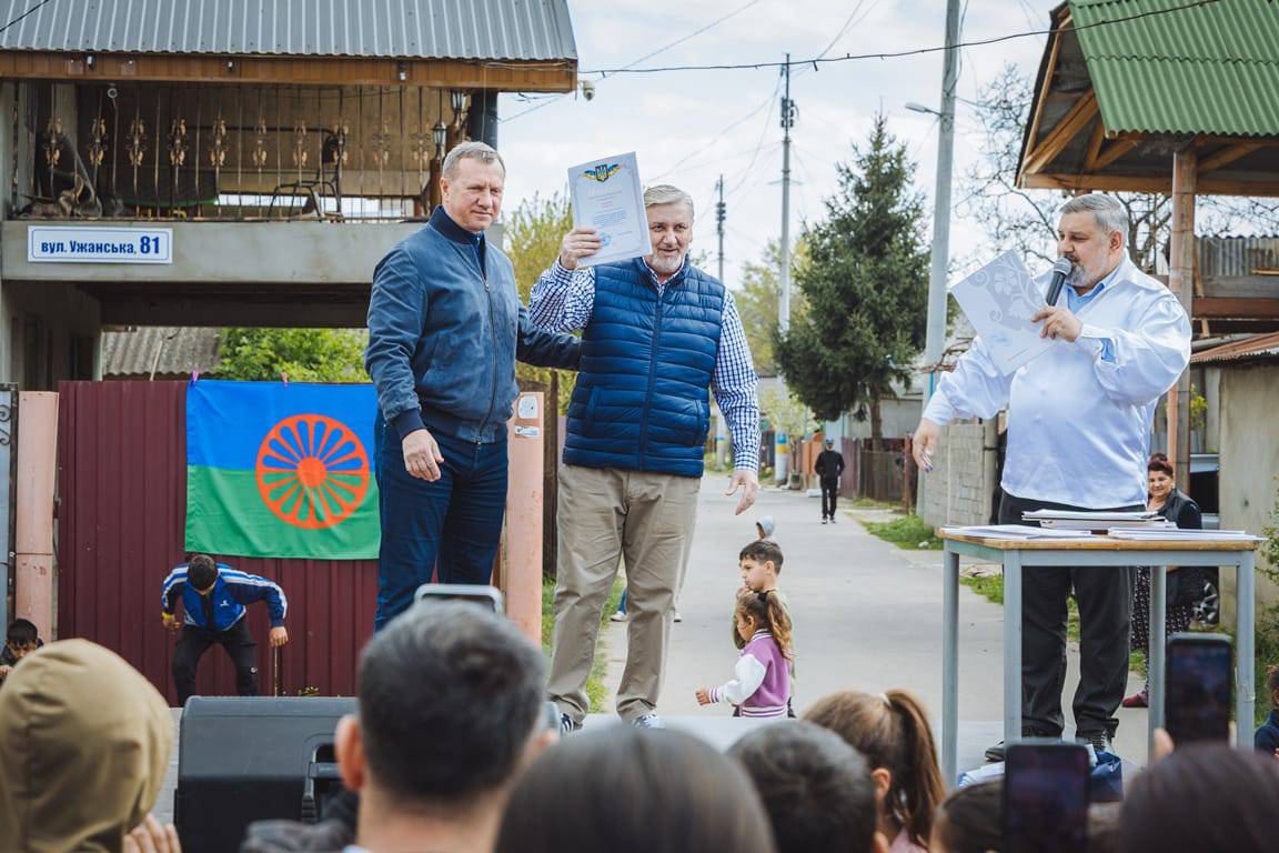 В Ужгороді у ромському поселенні відбулося свято з нагоди Міжнародного дня ромів, який щорічно відзначають 8 квітня