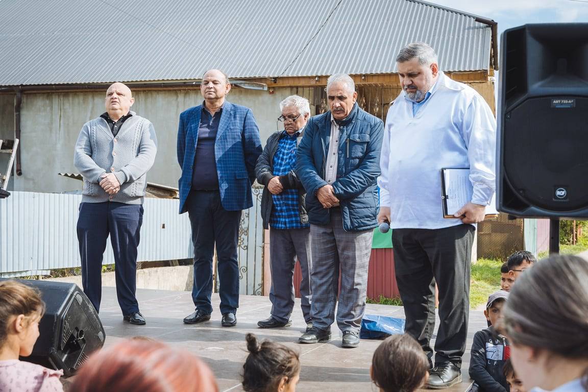 В Ужгороді у ромському поселенні відбулося свято з нагоди Міжнародного дня ромів, який щорічно відзначають 8 квітня