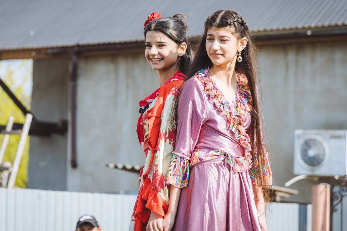 В Ужгороді у ромському поселенні відбулося свято з нагоди Міжнародного дня ромів, який щорічно відзначають 8 квітня