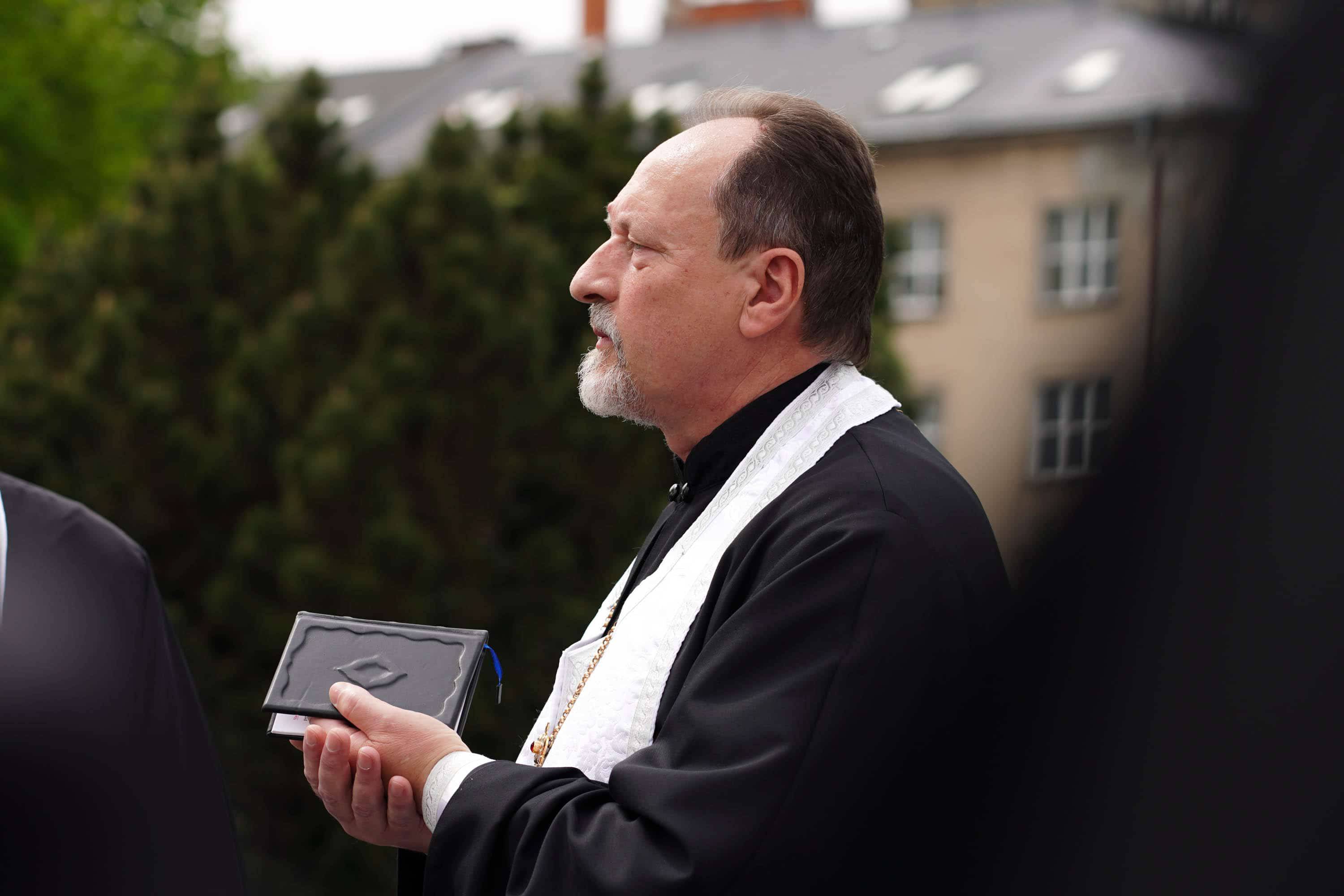 В Ужгороді сьогодні попрощалися із молодшим сержантом Національної гвардії України Іваном Черничком на позивний «Фізрук»