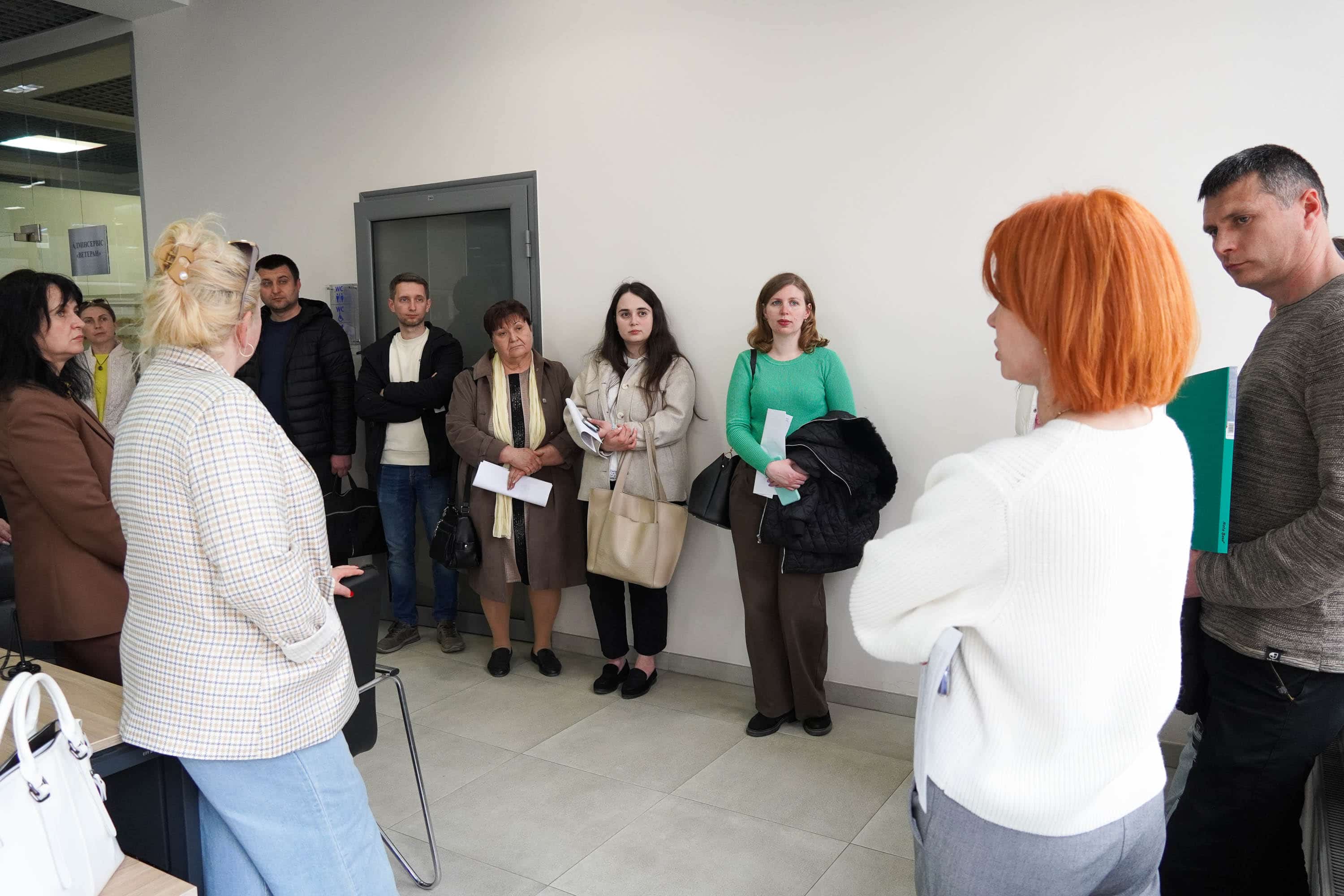 Навчання через практику: вчителі Ужгорода ознайомилися з роботою міської ради