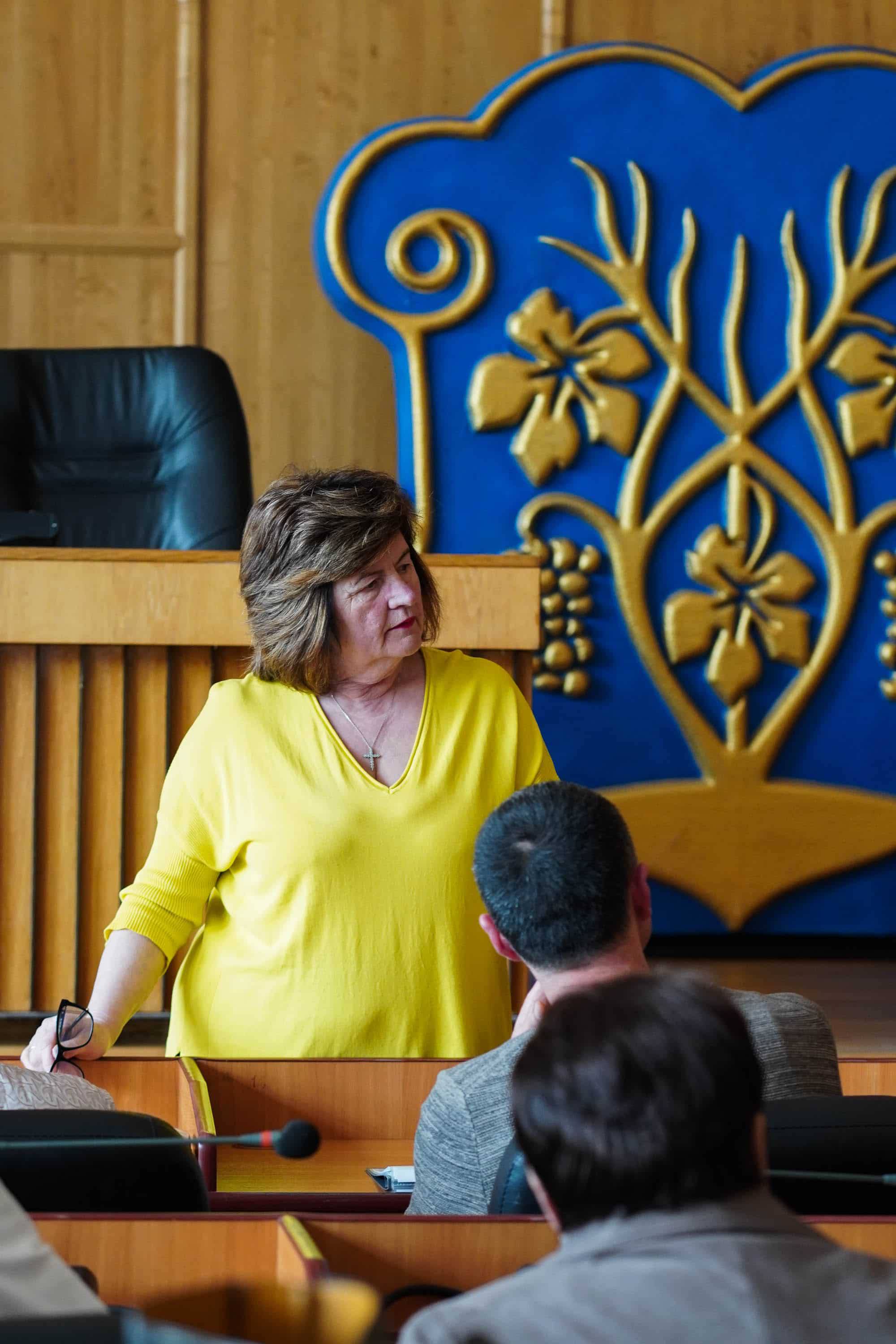 Навчання через практику: вчителі Ужгорода ознайомилися з роботою міської ради