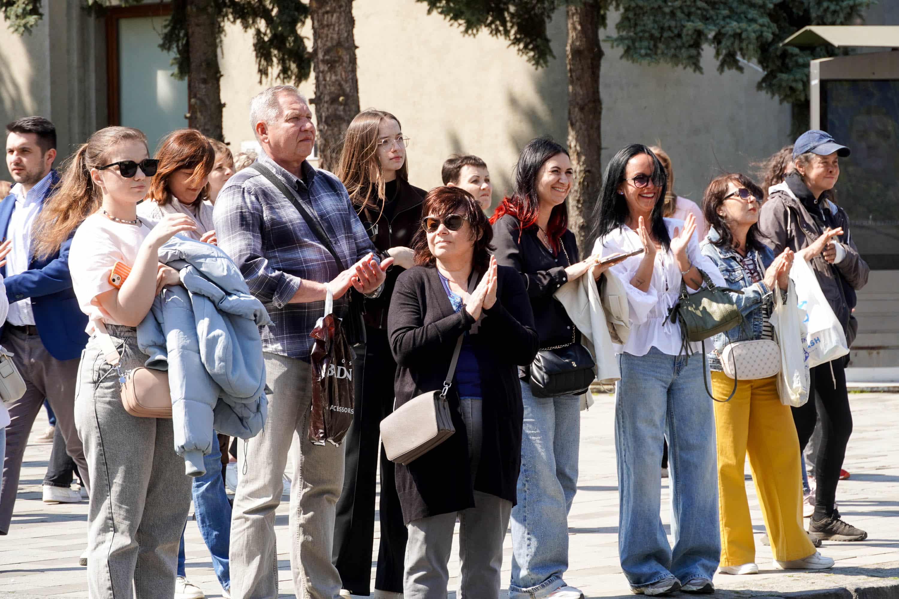 Офіційно «Сакура Фест» в Ужгороді стартував: його відкрив Надзвичайний і Повноважний Посол Японії в Україні Масаші Накаґоме разом із міським головою Богданом Андріївим