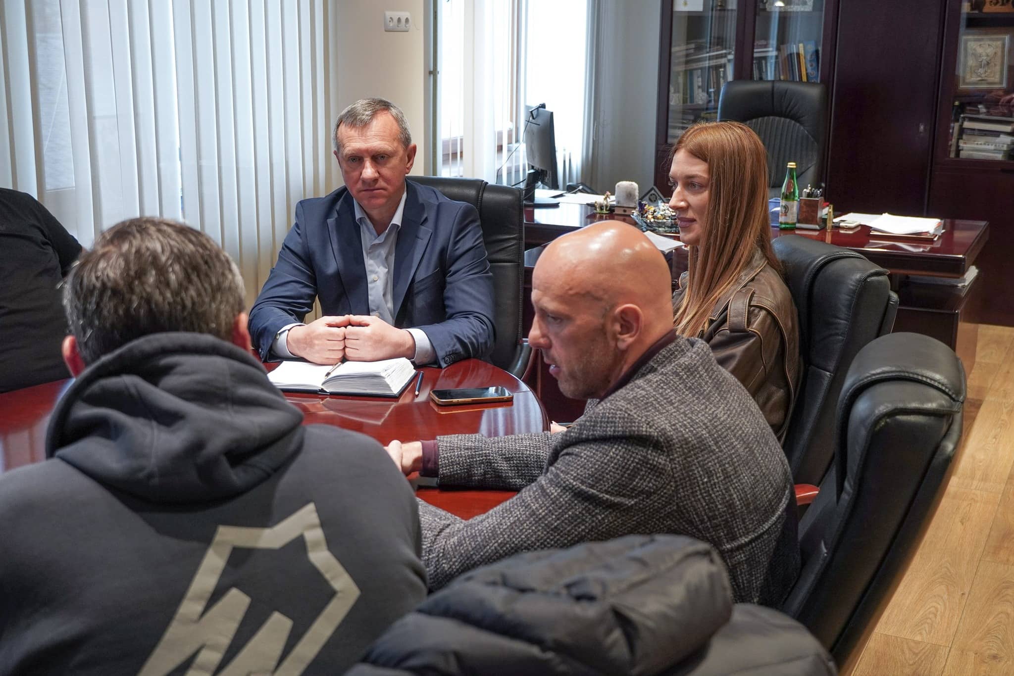 Перспективи розвитку легкої атлетики в Ужгороді обговорили напередодні в міській раді на робочій зустрічі