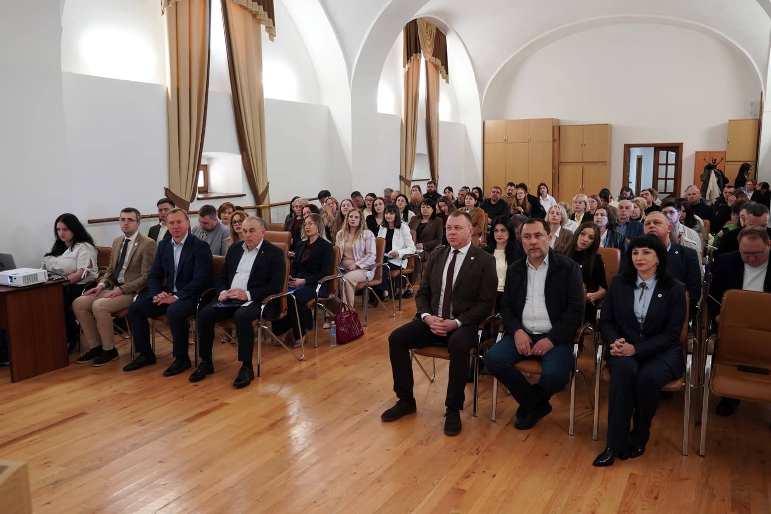 Питання відкритості влади та доступу до публічної інформації розглянули в Ужгороді