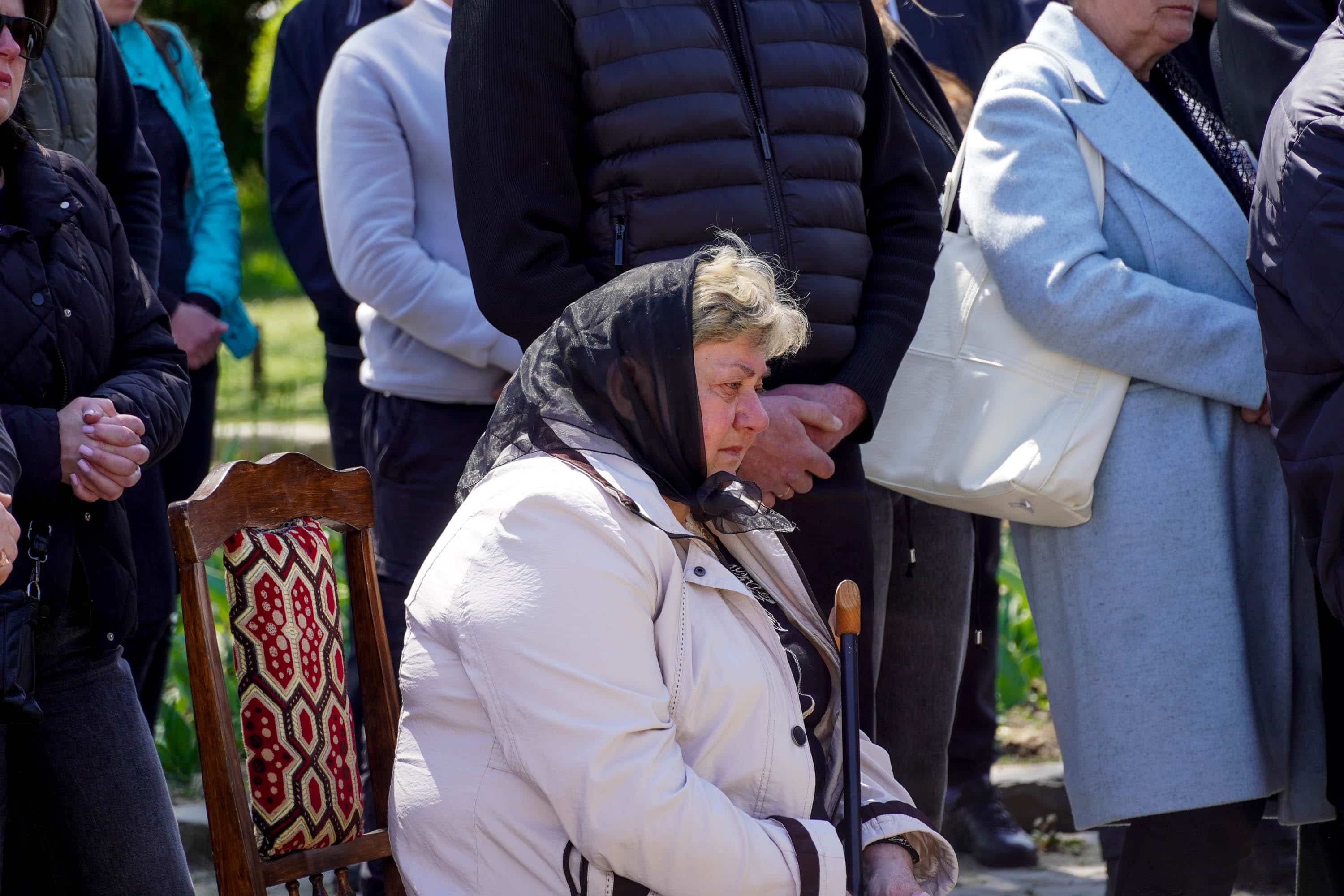 Ужгород сьогодні попрощався зі ще одним захисником – 40-річним солдатом Артуром Каташинським