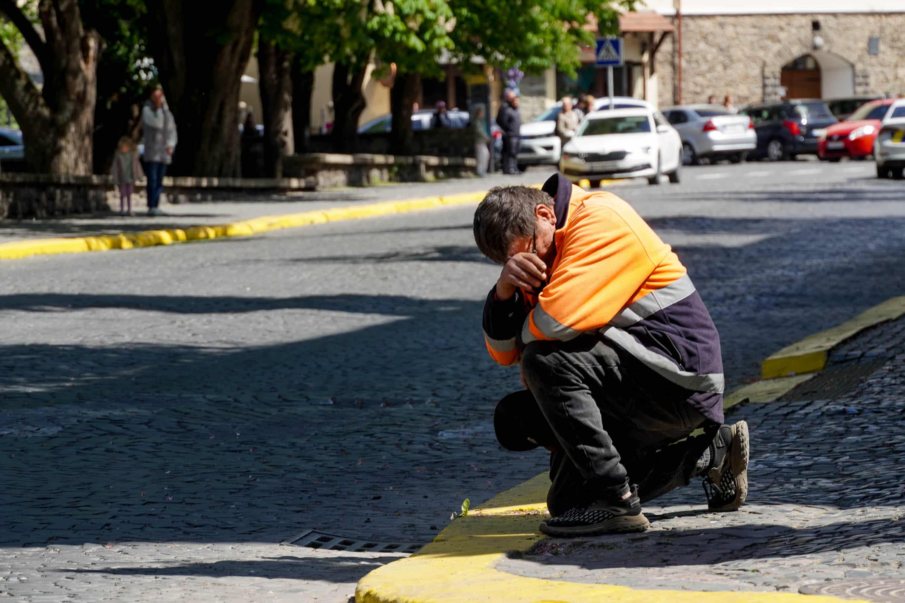 Ужгород сьогодні попрощався зі ще одним захисником – 40-річним солдатом Артуром Каташинським