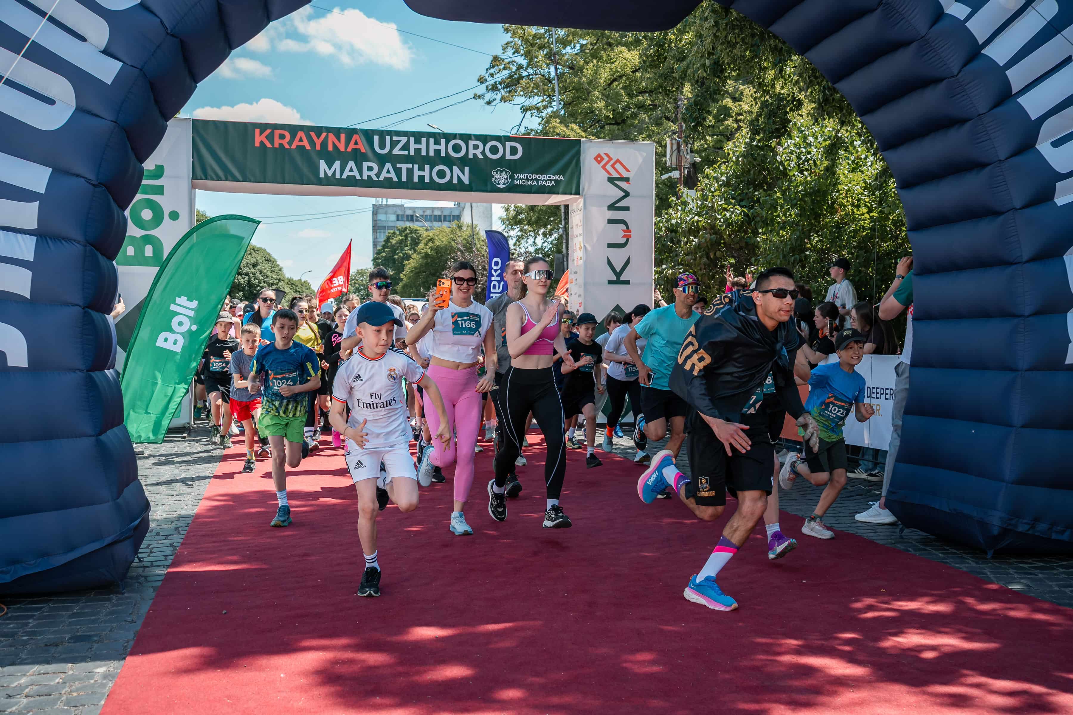 450 тисяч гривень зібрали під час благодійного Krayna Uzhhorod Marathon
