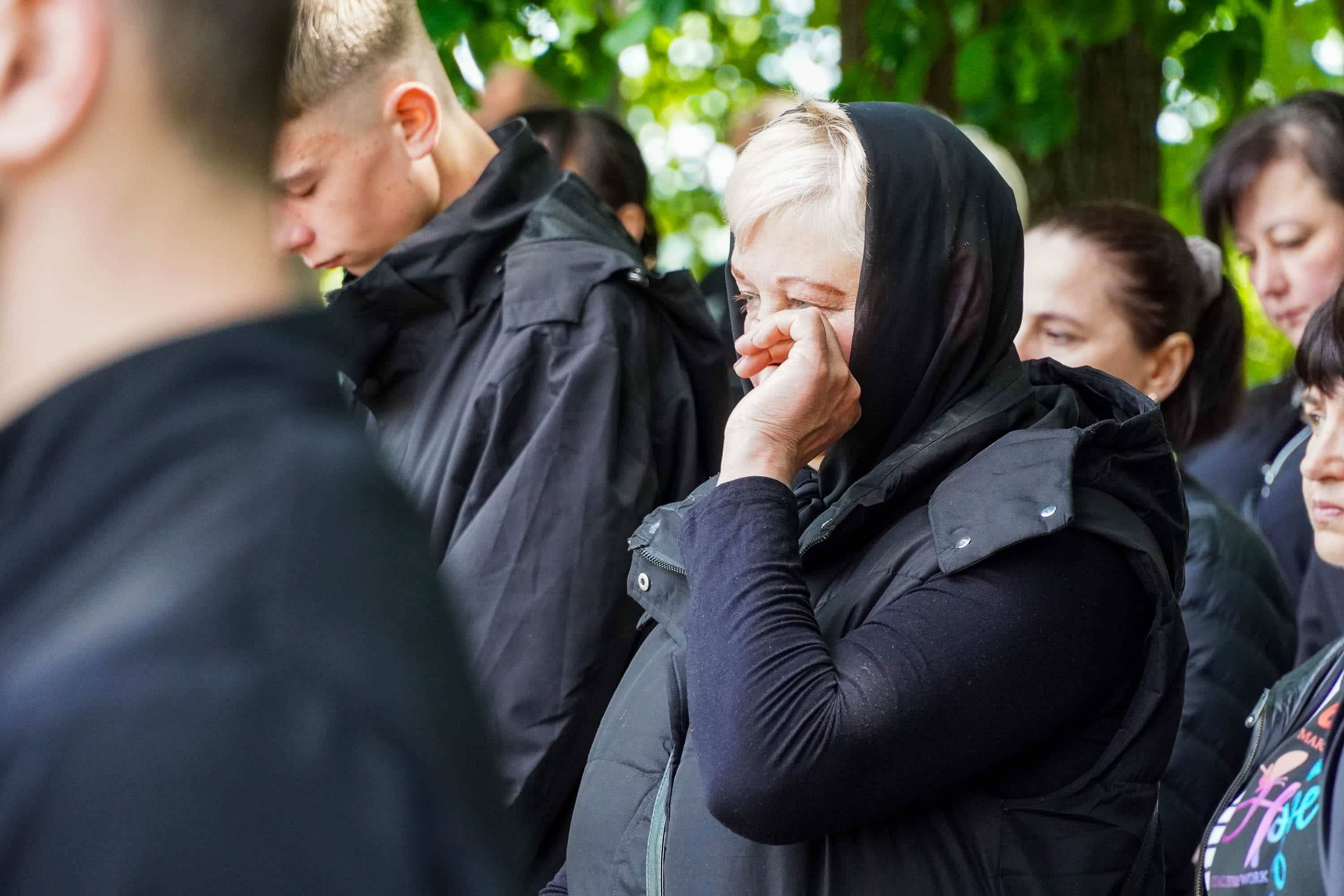 Зі ще одним захисником сьогодні попрощалися в Ужгороді – 22-річним солдатом Денисом Дзюіним