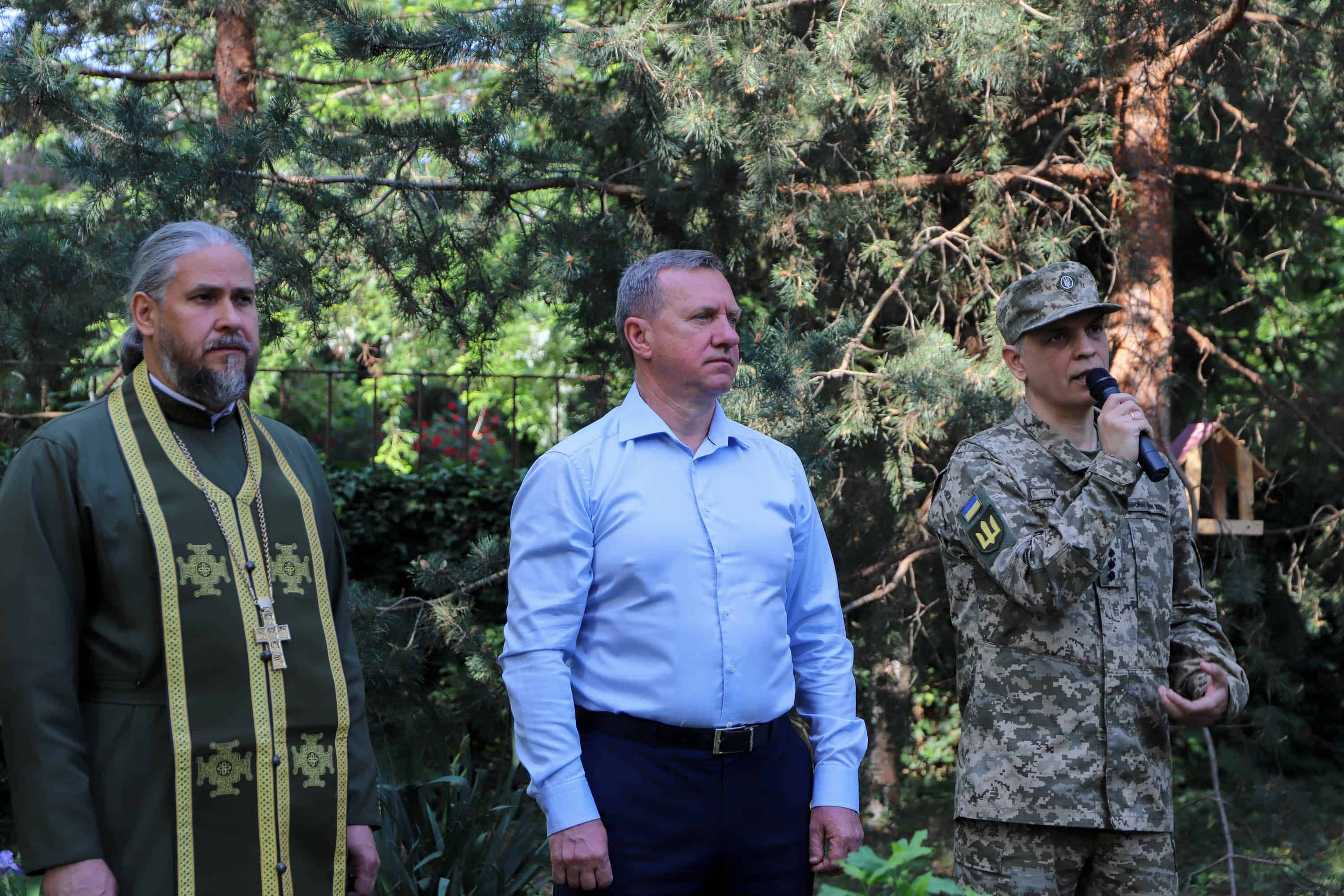 В Ужгородському ліцеї "Інтелект" підняли Прапор Надії