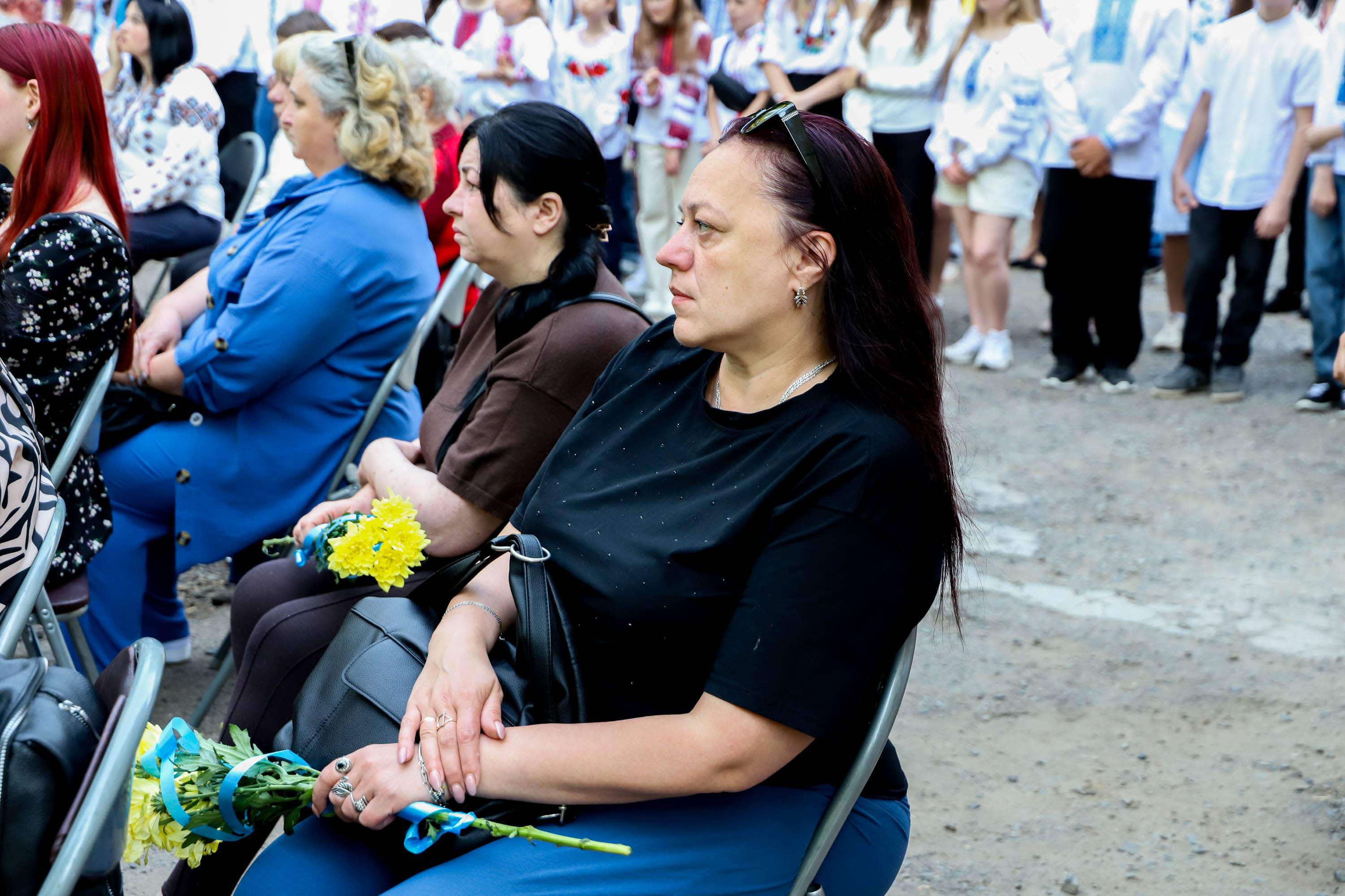 В Ужгородському ліцеї "Інтелект" підняли Прапор Надії