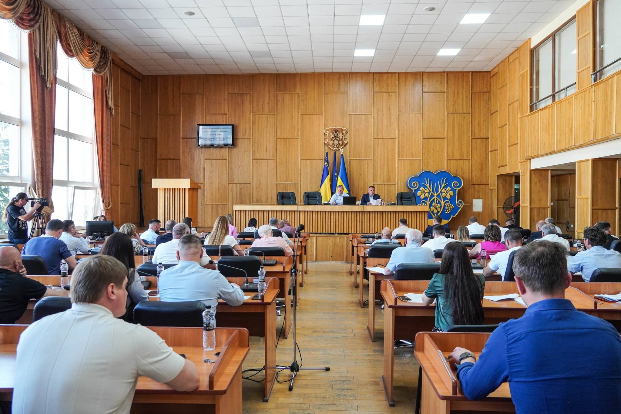 Підтримка захисників, житло для поранених воїнів та допомога містянам: рішення сесії Ужгородської міськради