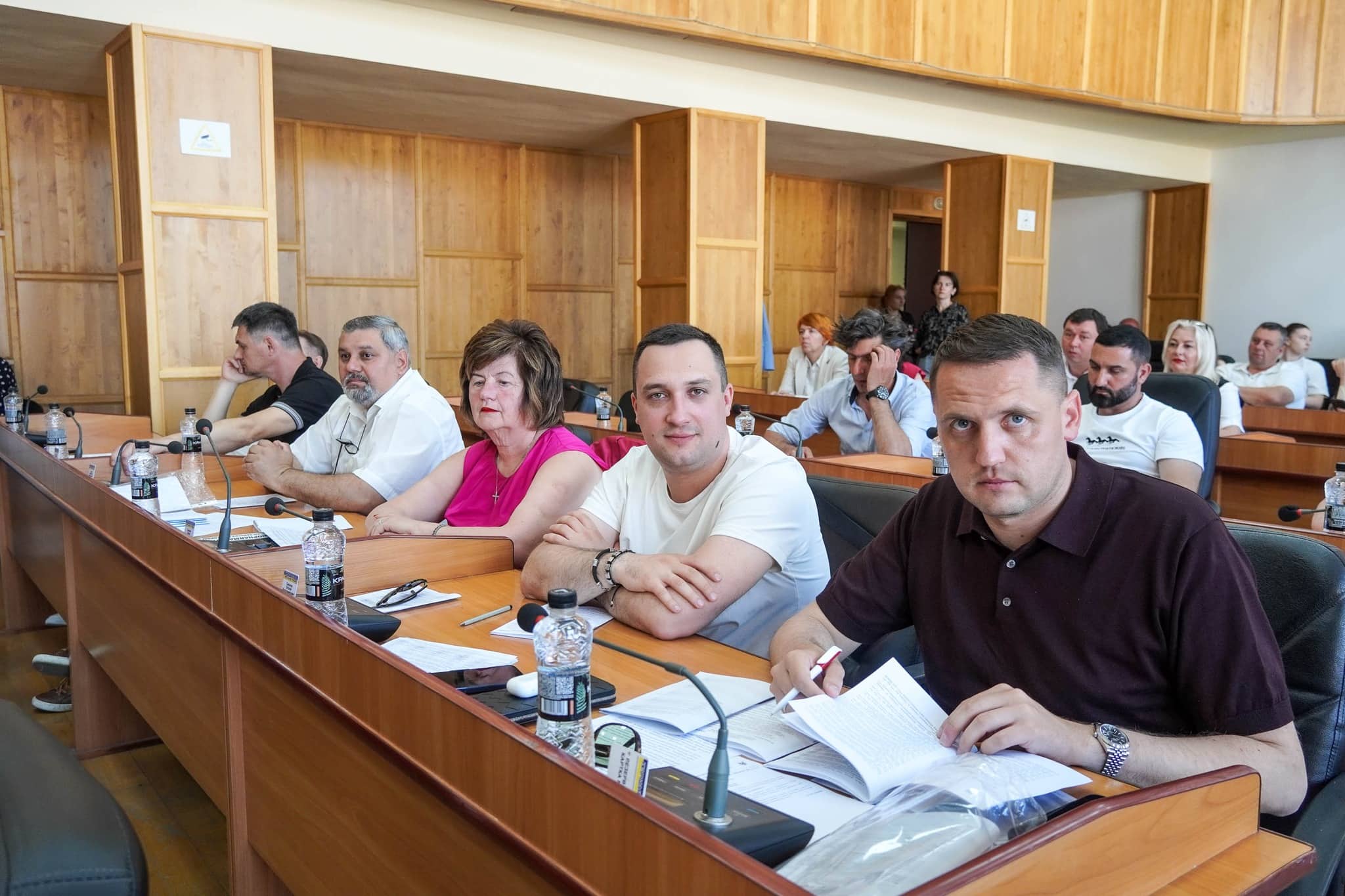 Підтримка захисників, житло для поранених воїнів та допомога містянам: рішення сесії Ужгородської міськради
