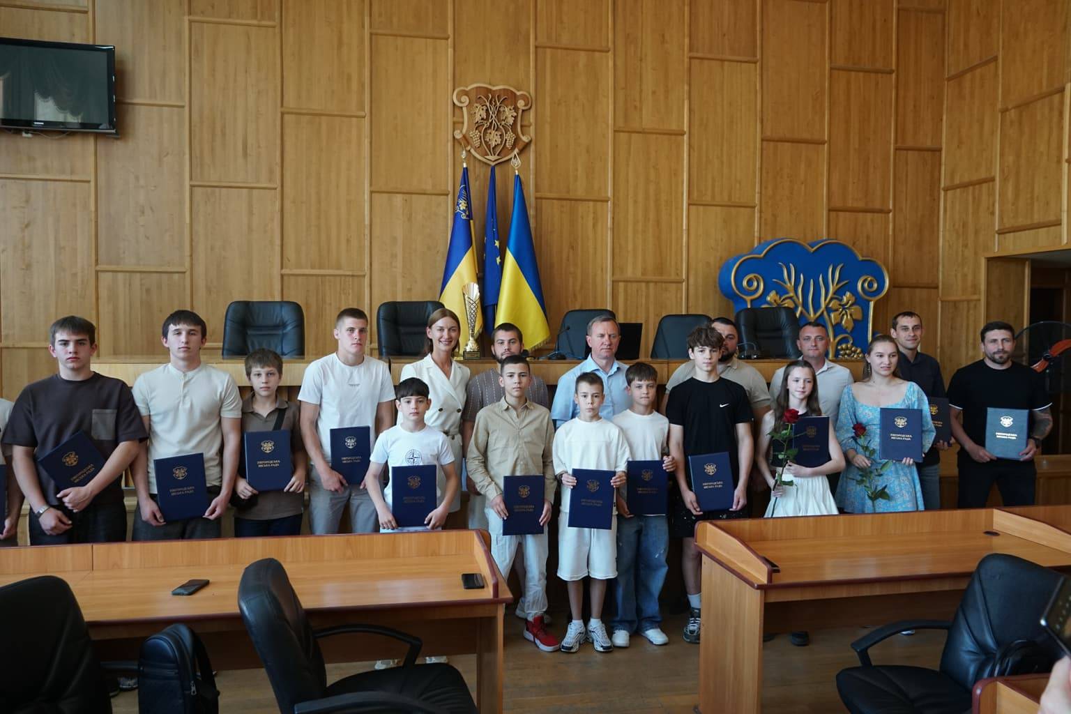 У міській раді відзначили грамотами ужгородських спортсменів та їхніх наставників