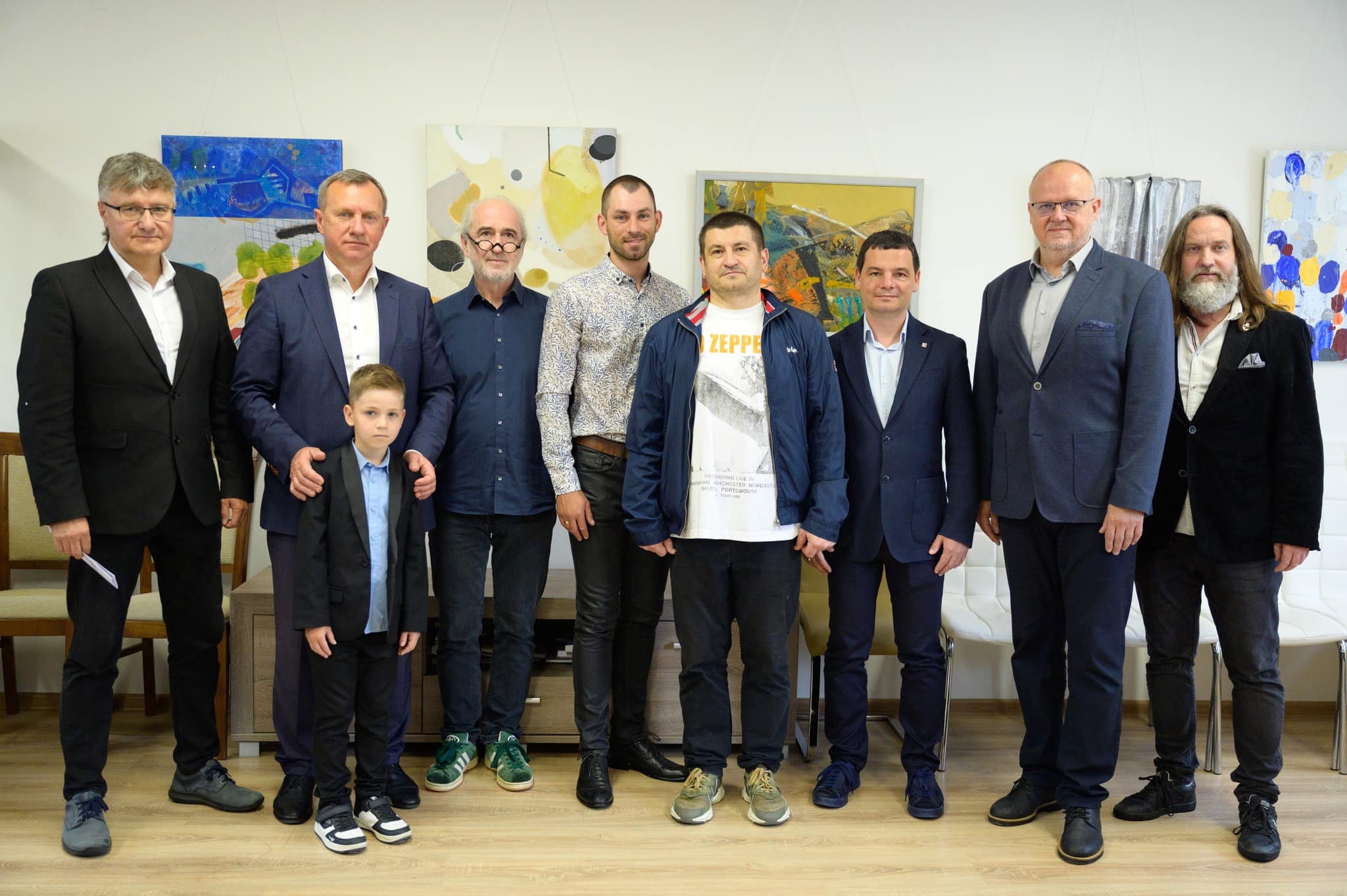 Художню виставку «Весняні враження» відкрили у Генеральному консульстві Словацької Республіки в місті Ужгороді