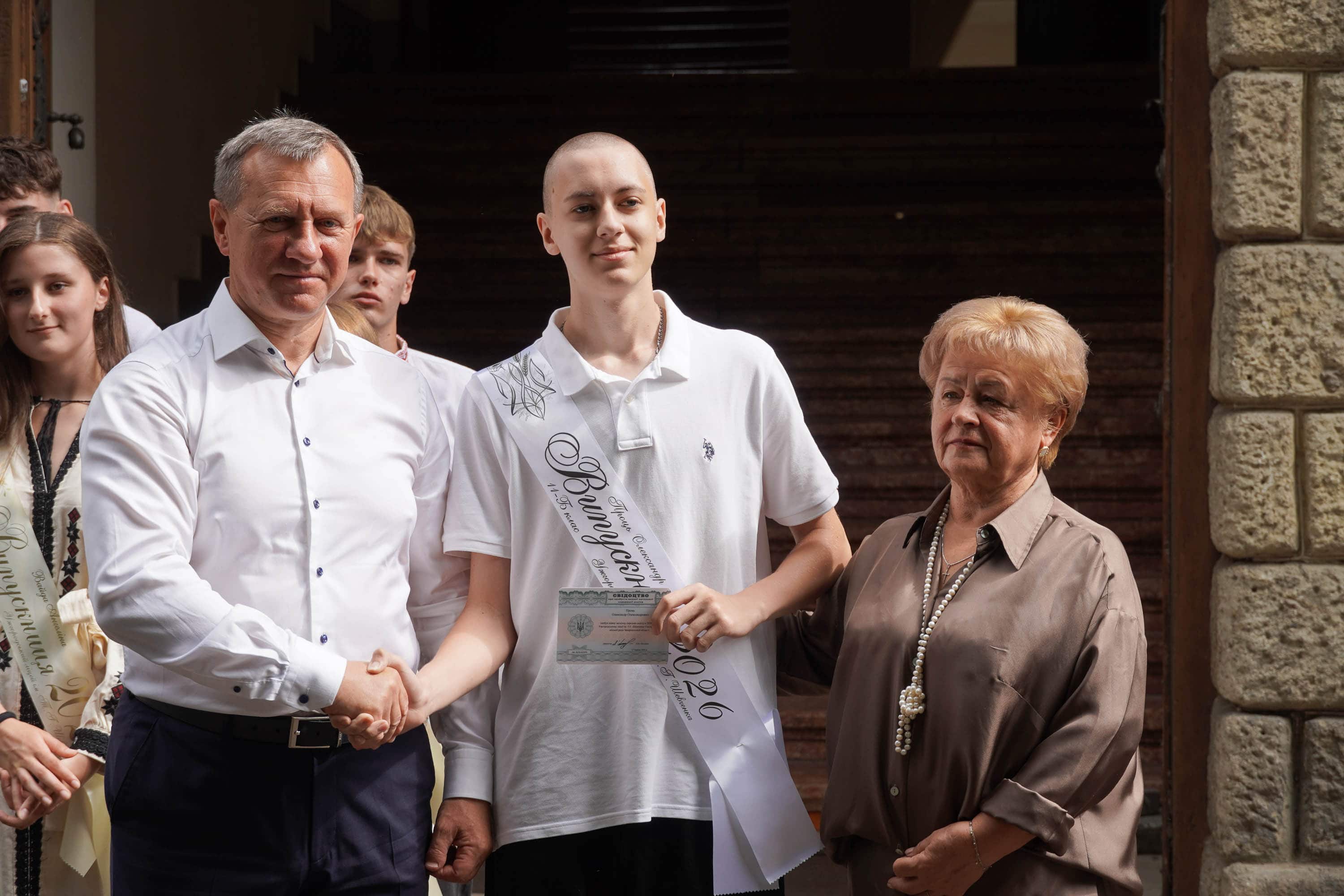 Ужгородський ліцей ім. Тараса Шевченка випустив 92 одинадцятикласників