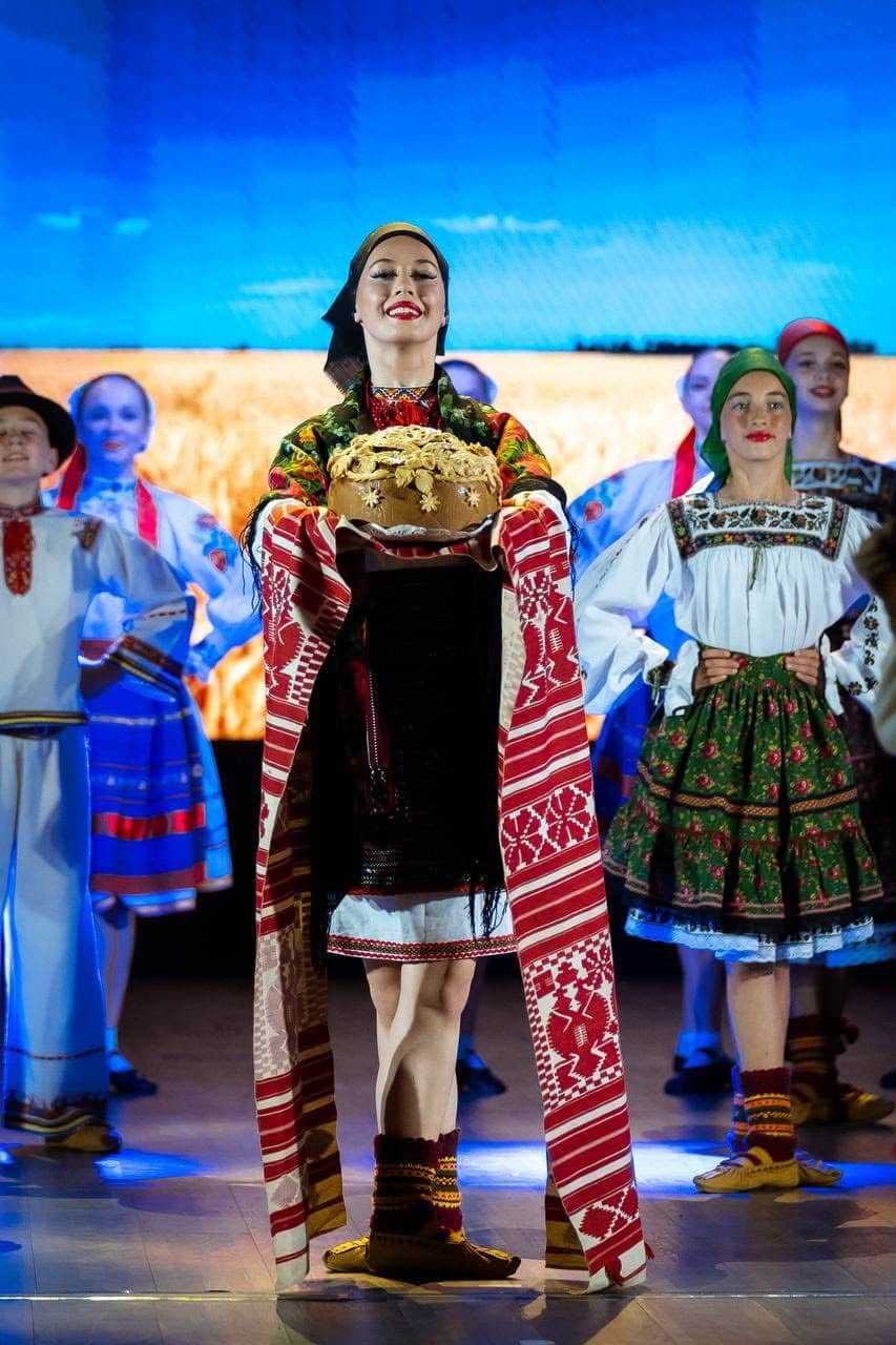 40-річний ювілей відзначив народний ансамбль танцю «Джерельця Карпат»