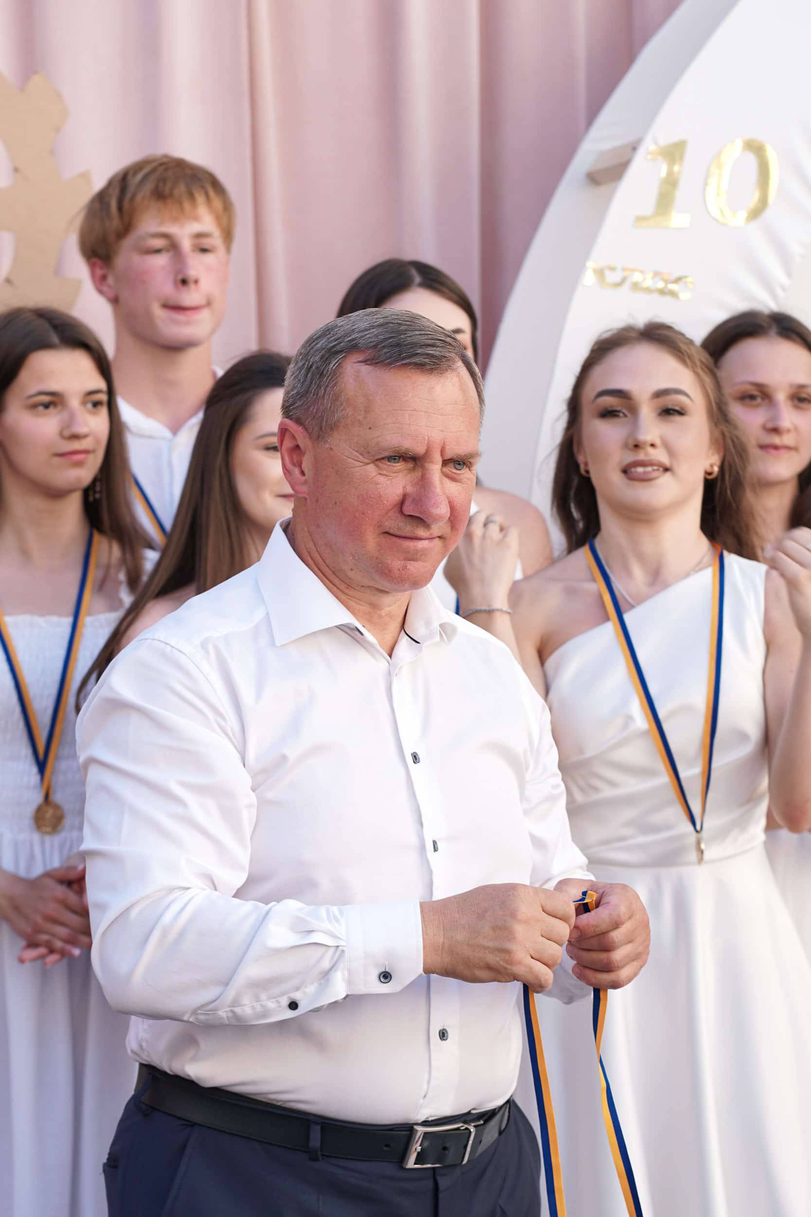В Ужгороді відбулося загальноміське свято випускників