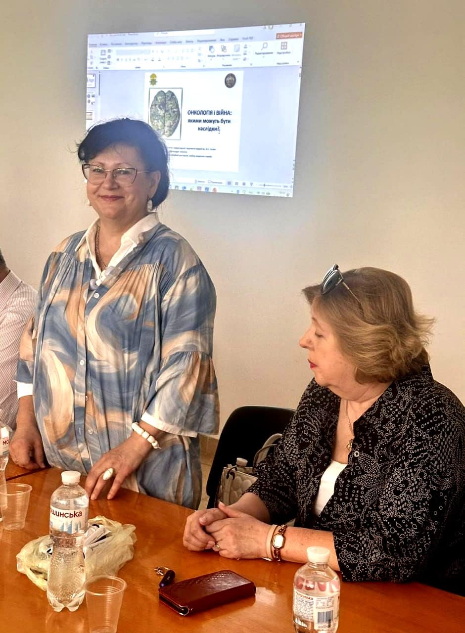 Семінар безперервного професійного розвитку з питань надання медичної допомоги в умовах воєнного стану відбувся напередодні в Ужгороді