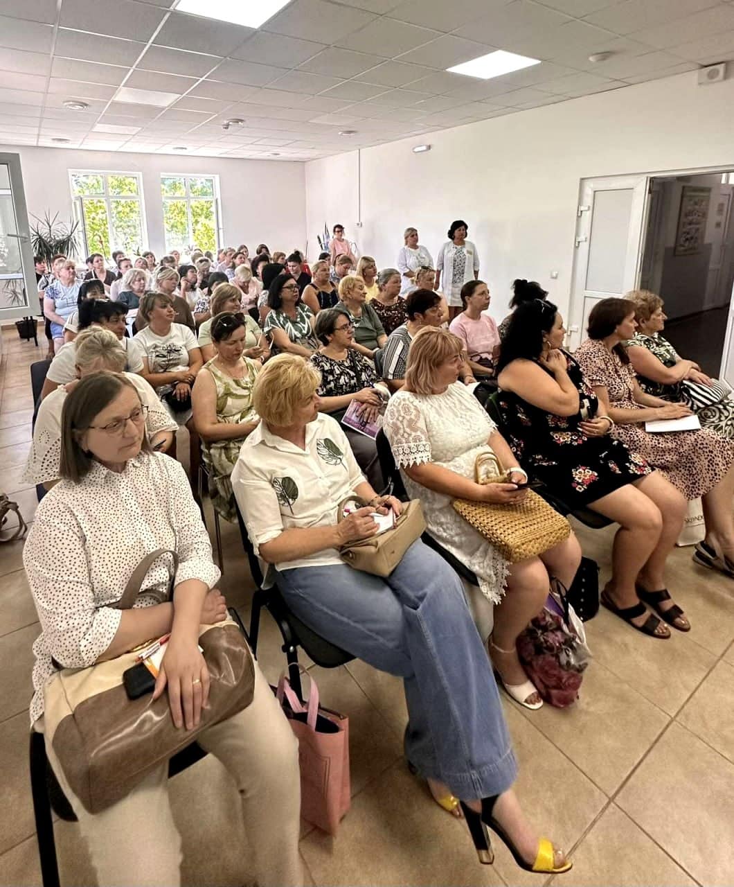 Семінар безперервного професійного розвитку з питань надання медичної допомоги в умовах воєнного стану відбувся напередодні в Ужгороді