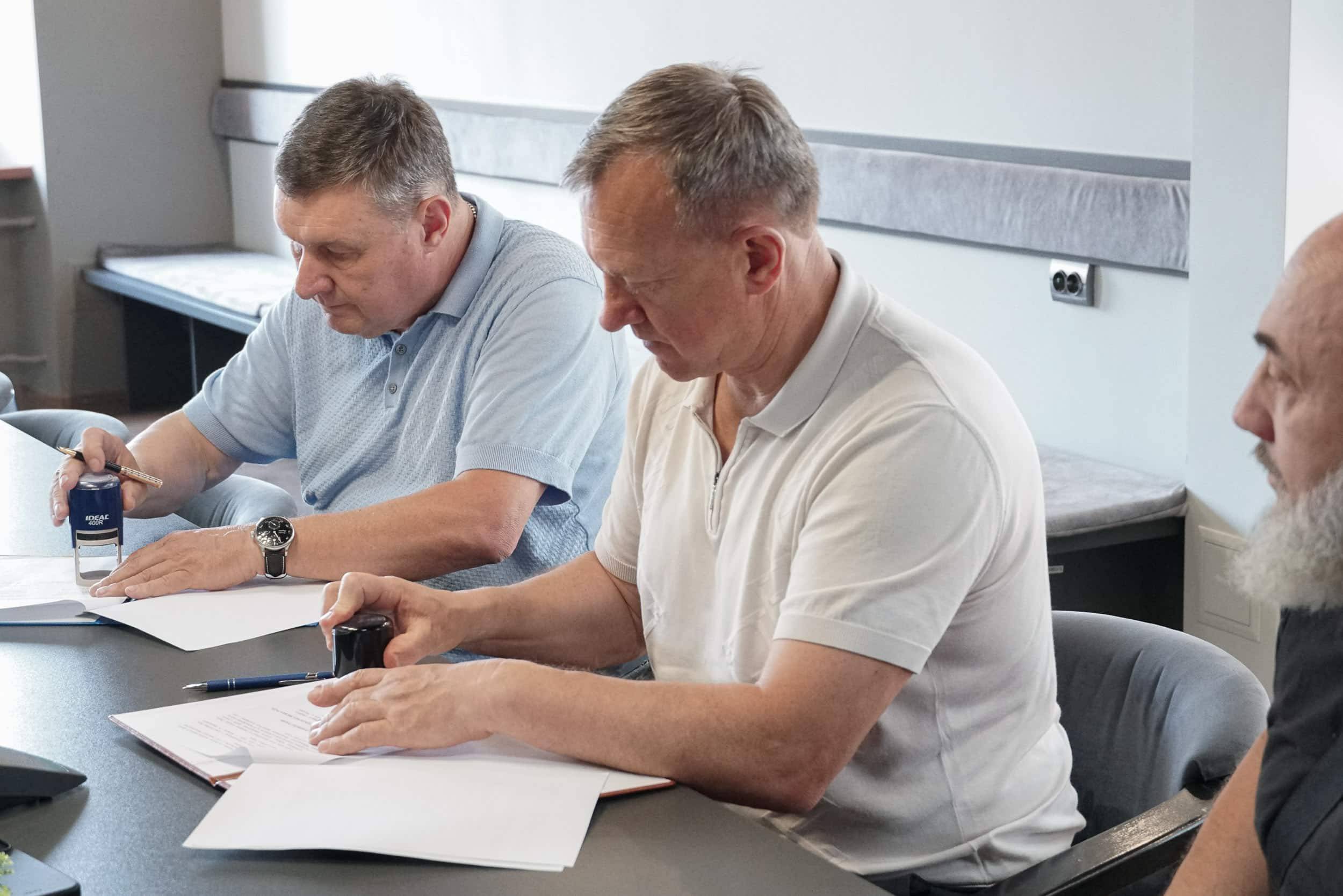 В Ужгородській міській раді підписали Меморандум про співпрацю між Громадською спілкою «Альянс сталого розвитку України», міською радою та КП «Водоканал м. Ужгород»