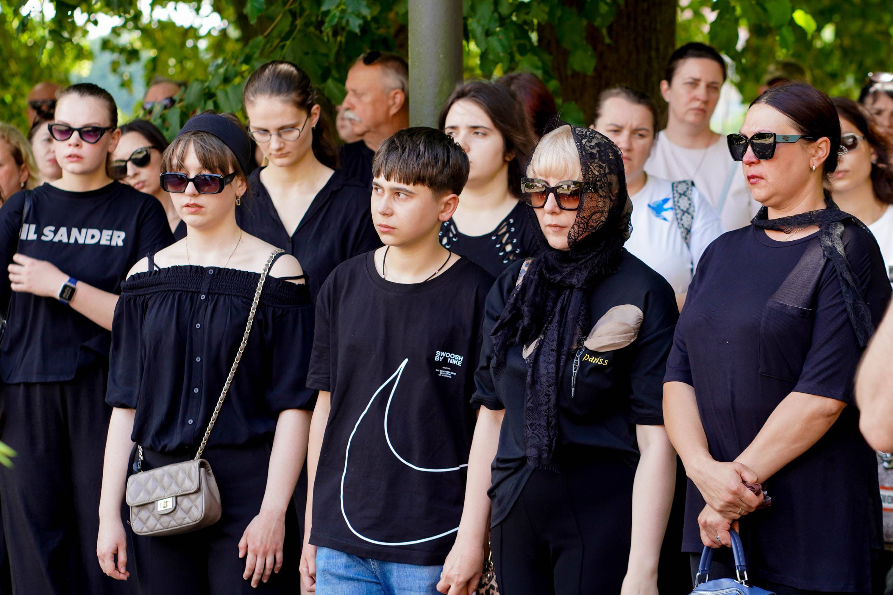 Сьогодні в Ужгороді провели в останню путь захисника України, сержанта Сергія Михайленка