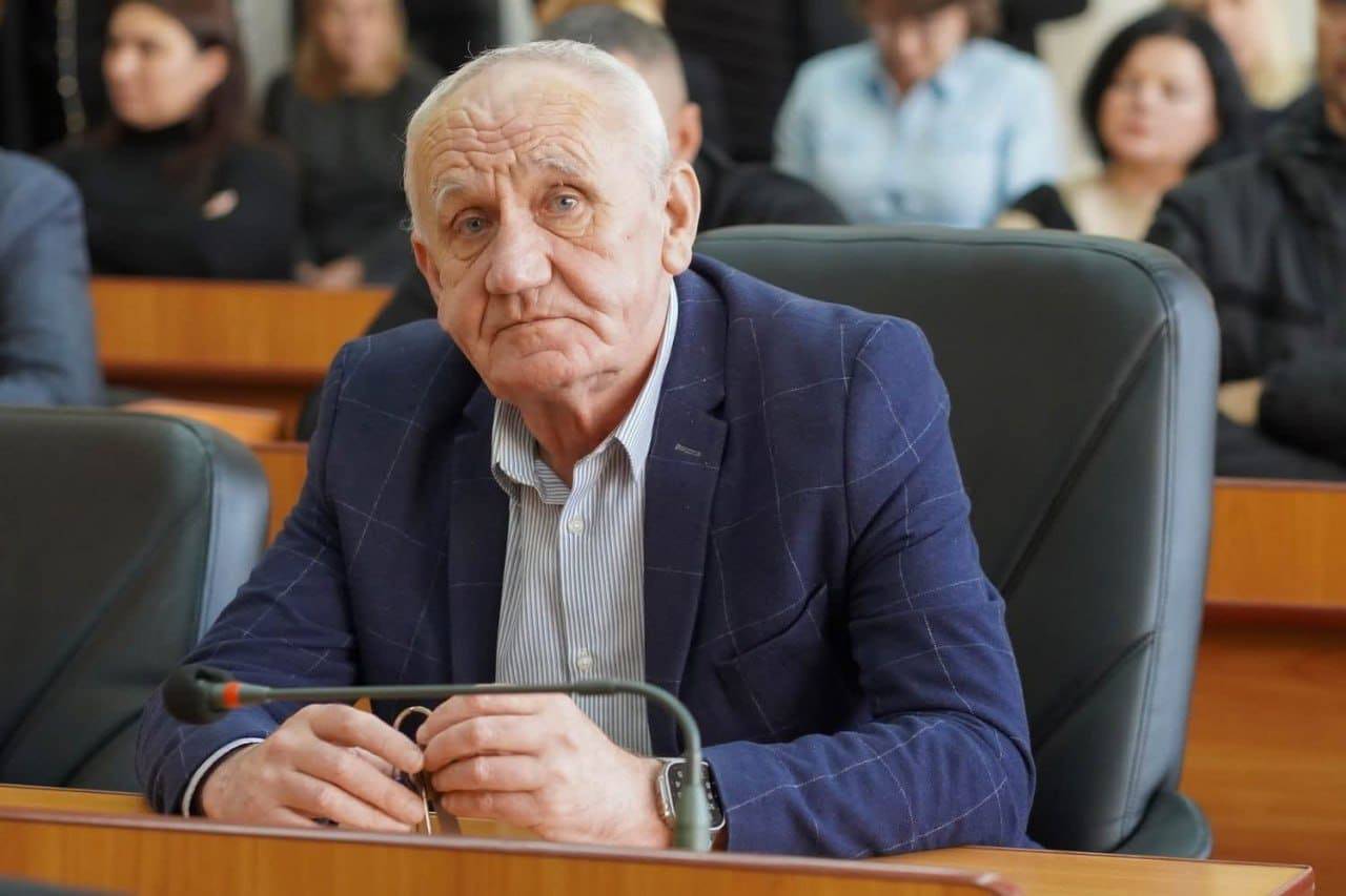 Начальнику управління охорони здоров’я та цивільного захисту населення міської ради Ярославу Глаголі присвоєно звання заслуженого лікаря України