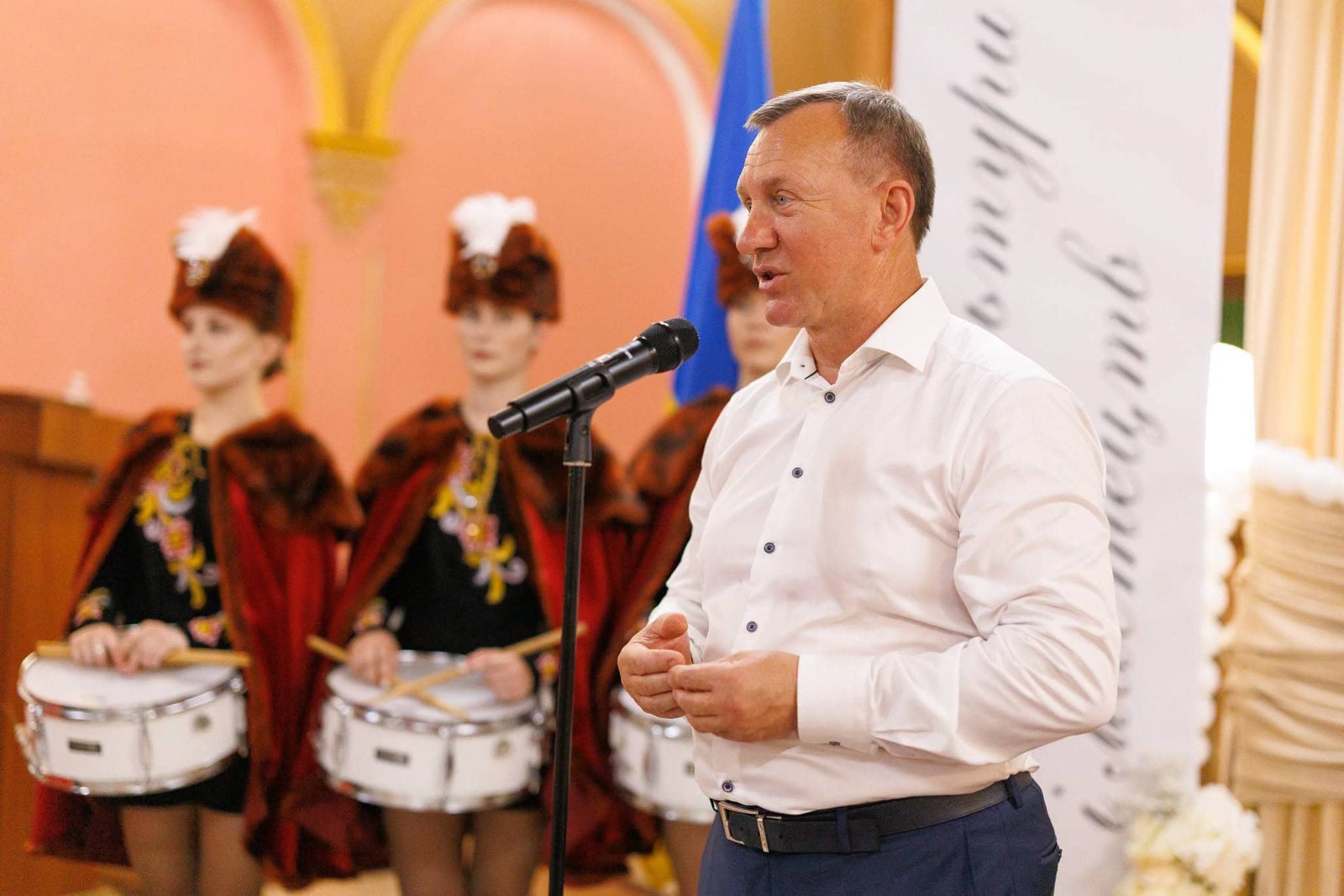 В Ужгороді дипломи отримали 120 випускників Академії культури і мистецтв