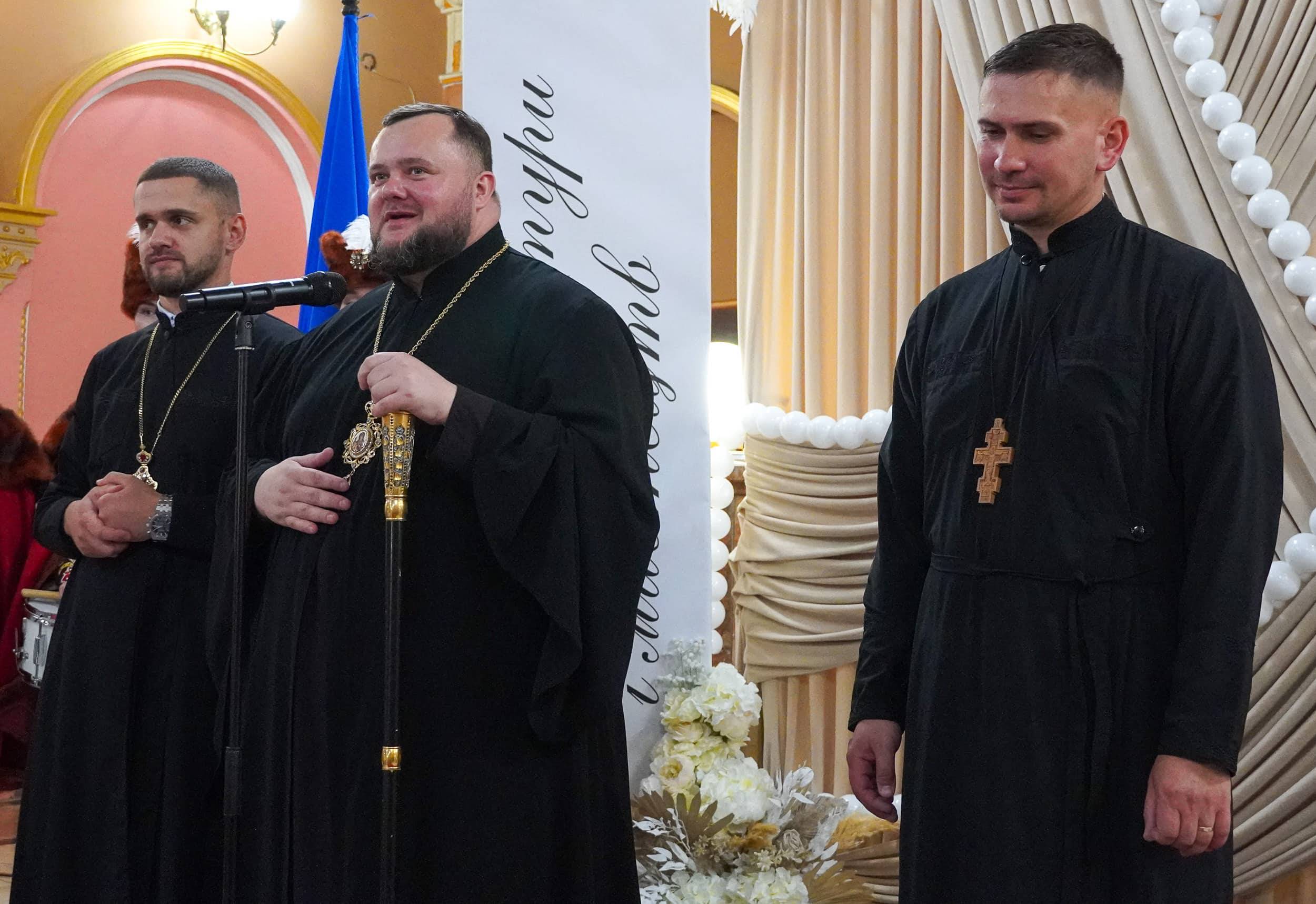В Ужгороді дипломи отримали 120 випускників Академії культури і мистецтв