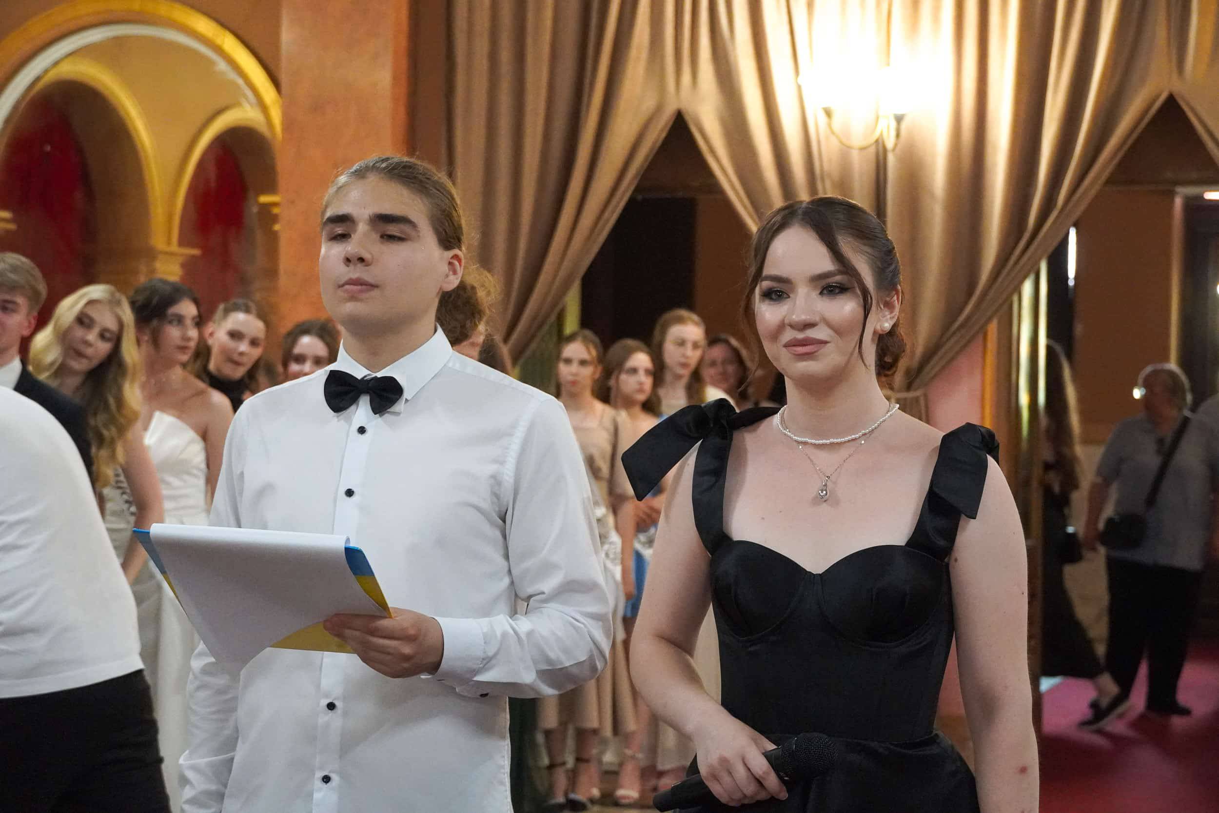 В Ужгороді дипломи отримали 120 випускників Академії культури і мистецтв