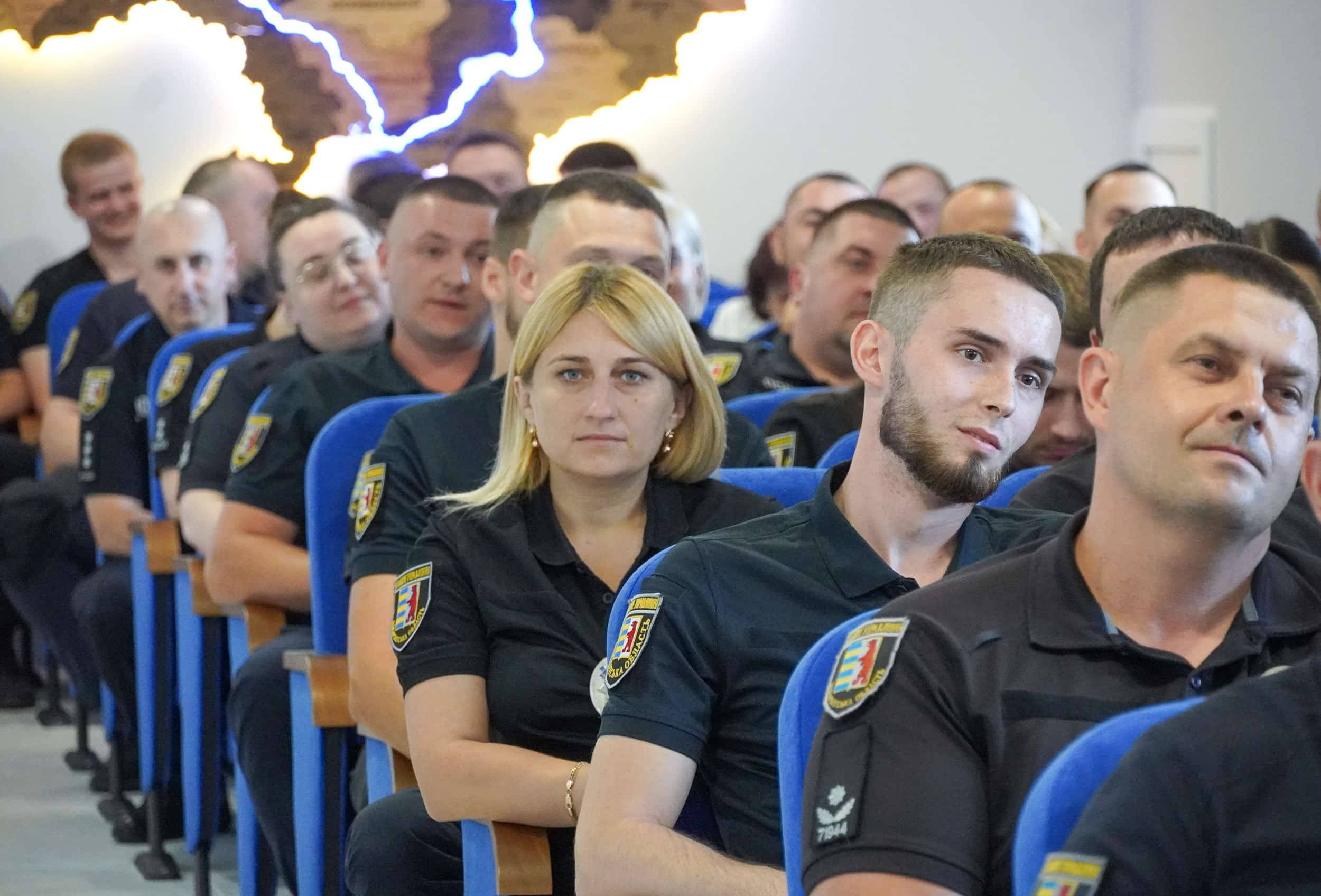 В Ужгороді правоохоронців привітали з 11-ю річницею створення Національної поліції України