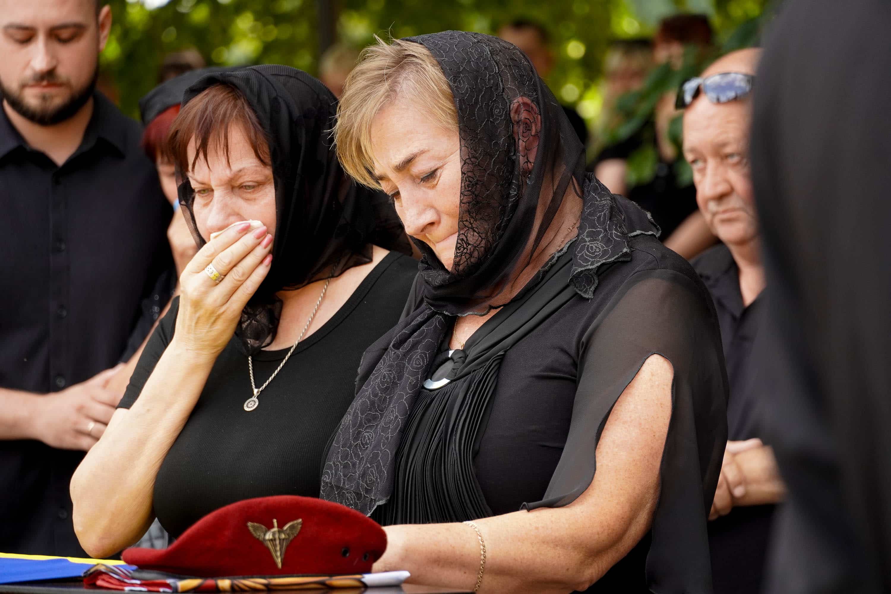 Наше місто сьогодні знову тужить, адже попрощалося зі своїм захисником – 31-річним солдатом Юрієм Легезою.
