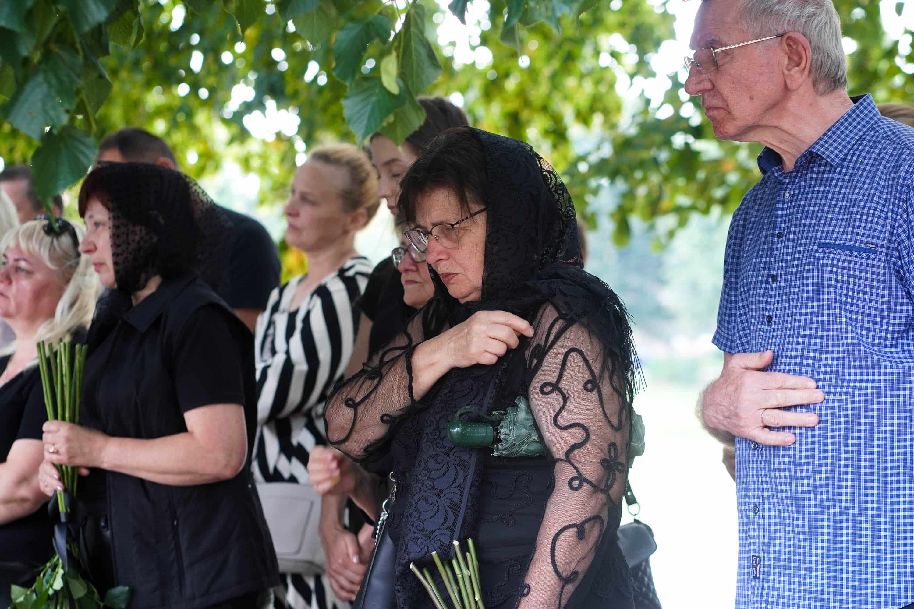 Наше місто сьогодні знову тужить, адже попрощалося зі своїм захисником – 31-річним солдатом Юрієм Легезою.