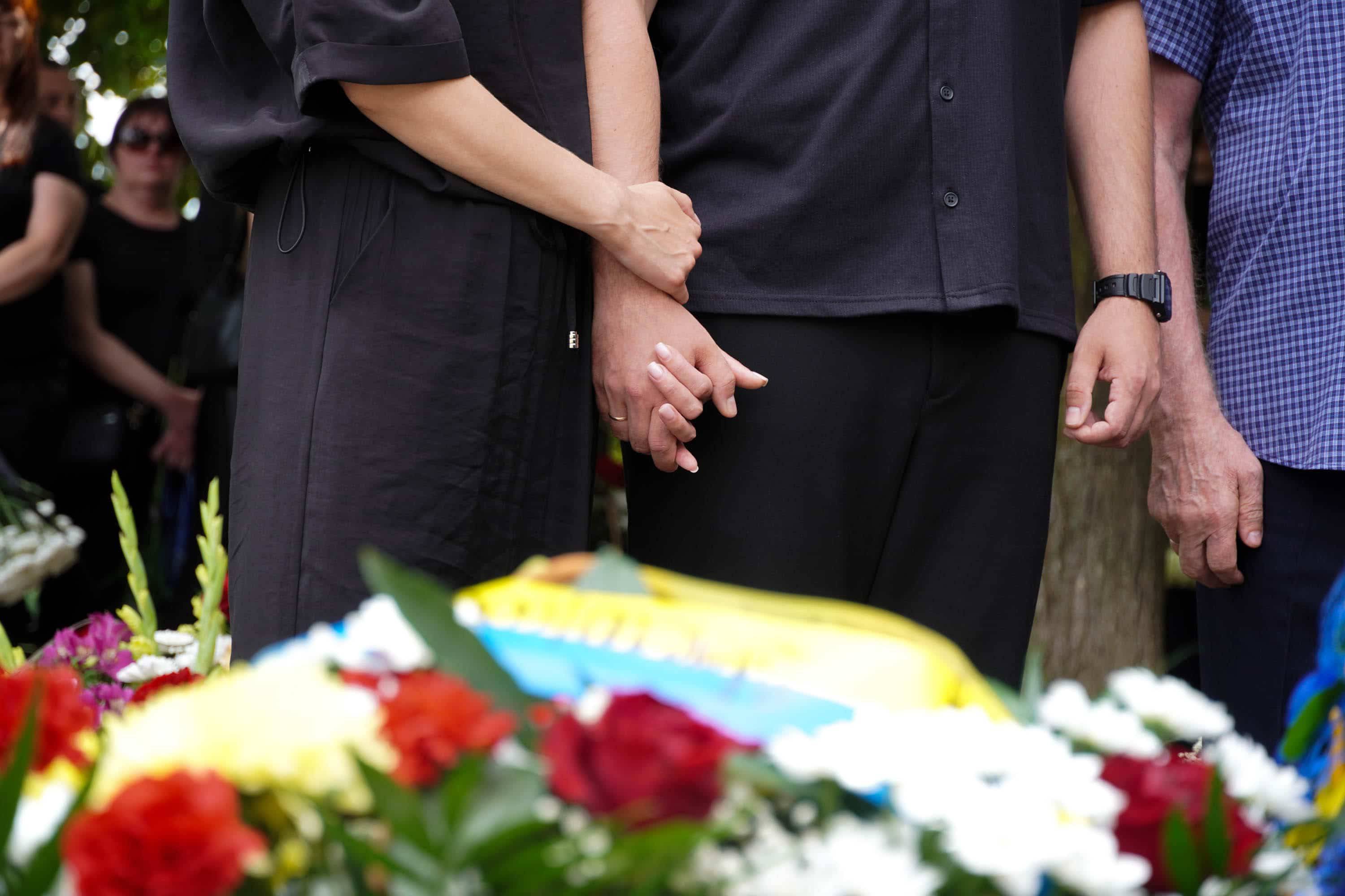 Наше місто сьогодні знову тужить, адже попрощалося зі своїм захисником – 31-річним солдатом Юрієм Легезою.