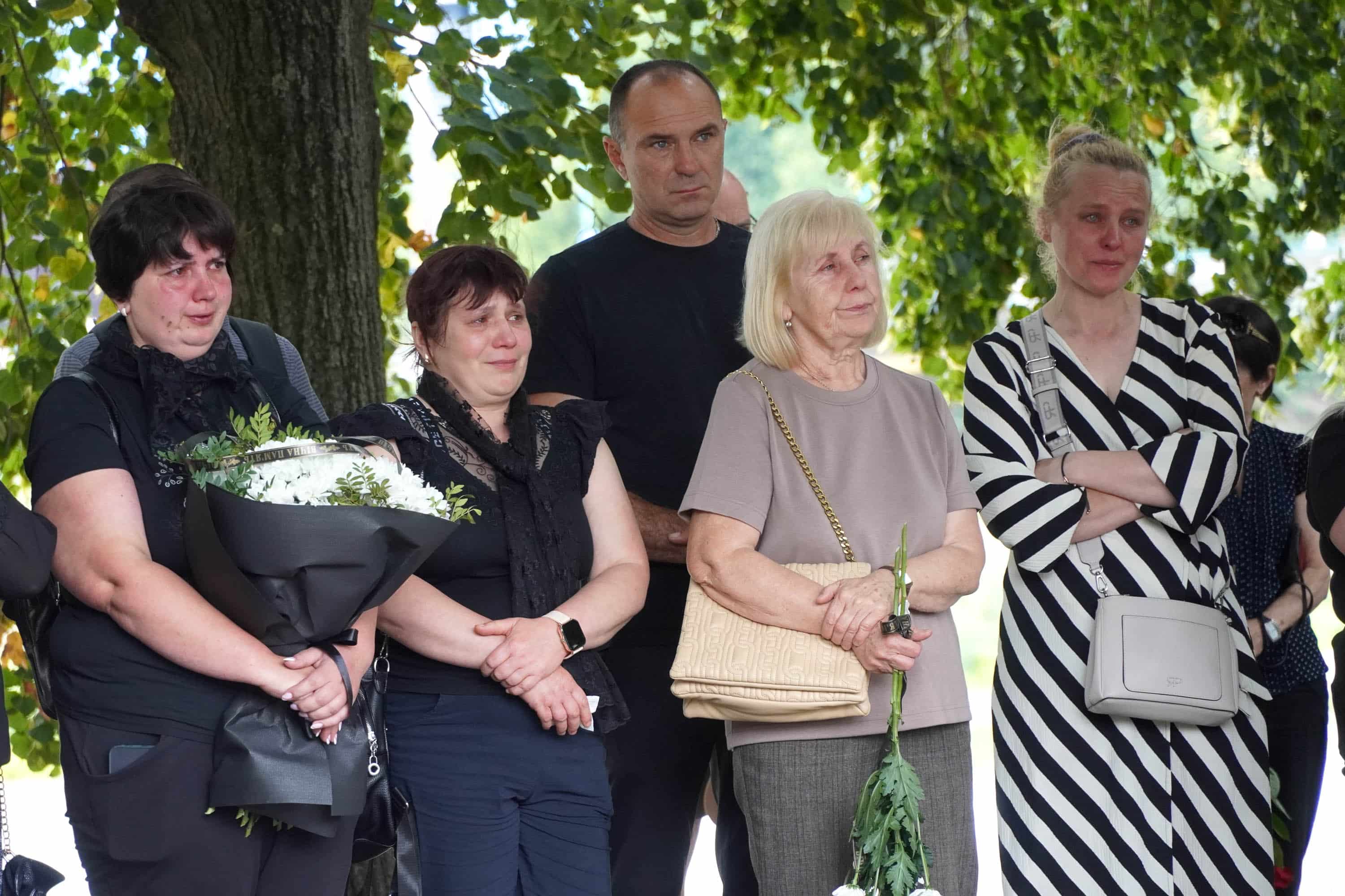 Наше місто сьогодні знову тужить, адже попрощалося зі своїм захисником – 31-річним солдатом Юрієм Легезою.