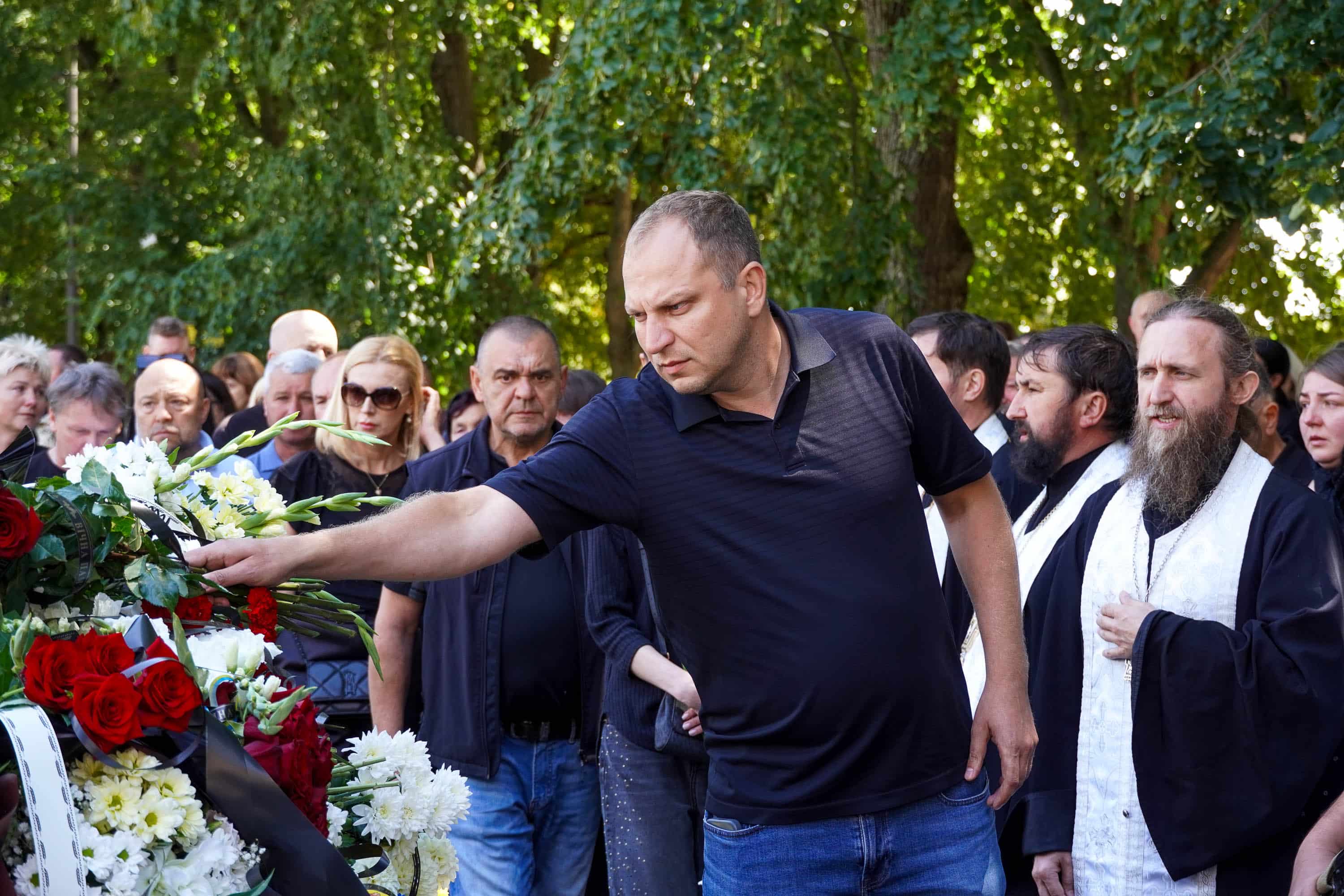 В Ужгороді сьогодні попрощалися із молодшим сержантом Сергієм Бабилею