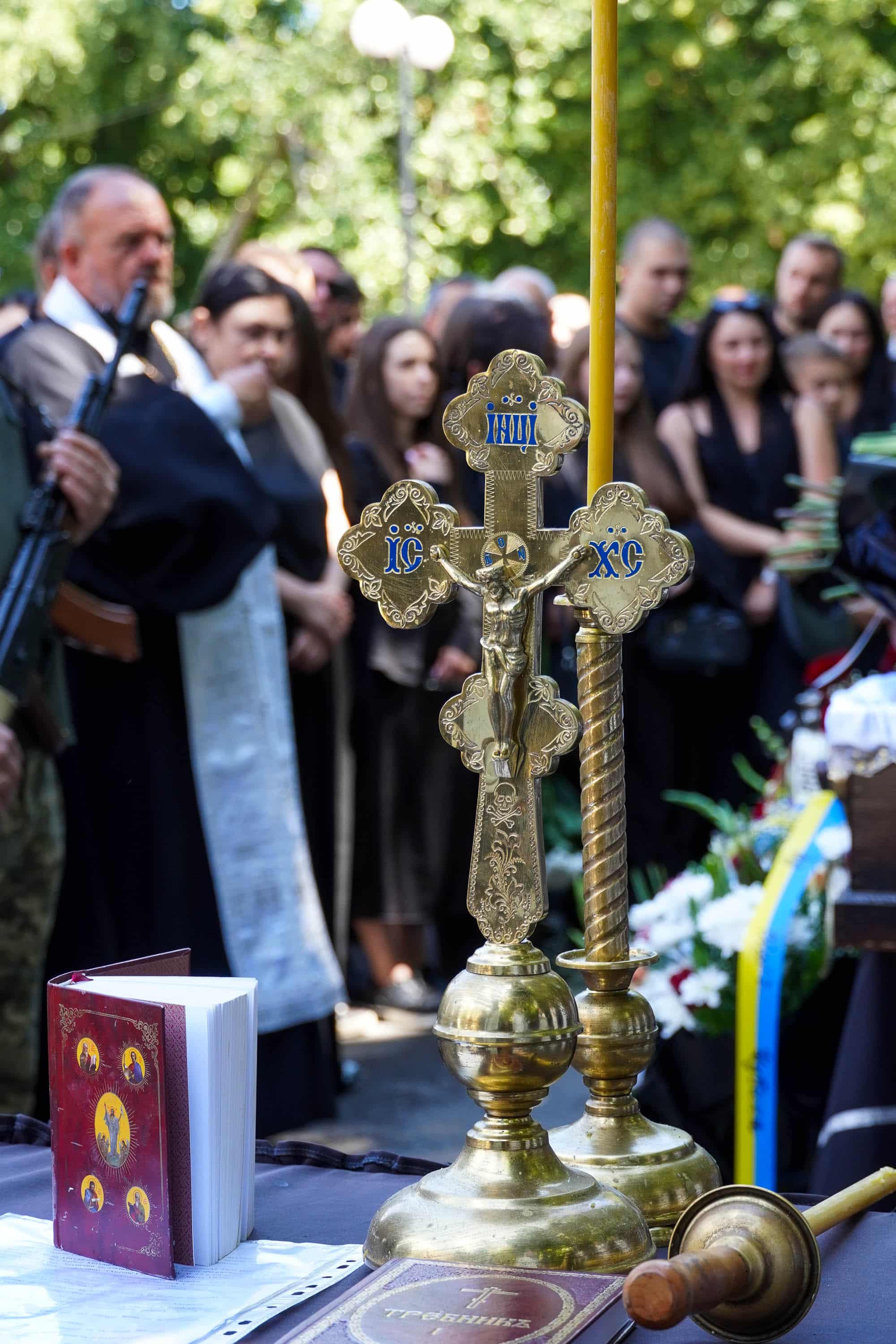 В Ужгороді сьогодні попрощалися із молодшим сержантом Сергієм Бабилею