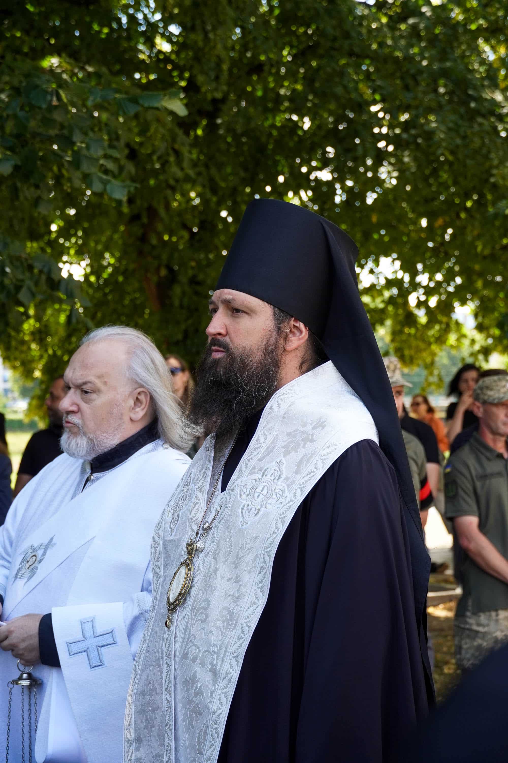 В Ужгороді сьогодні попрощалися із молодшим сержантом Сергієм Бабилею