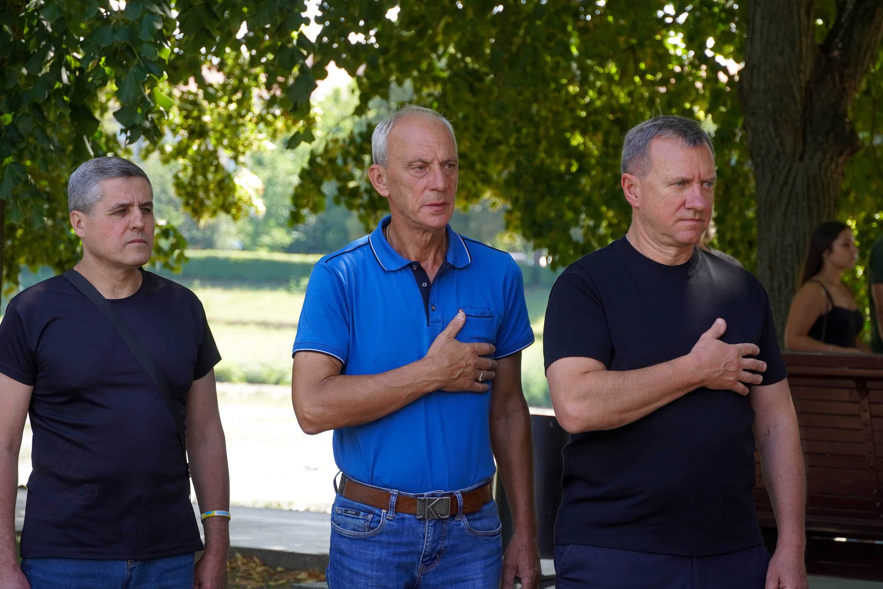 В Ужгороді попрощалися із полеглим 34-річним захисником – солдатом Артемом Ромчаком
