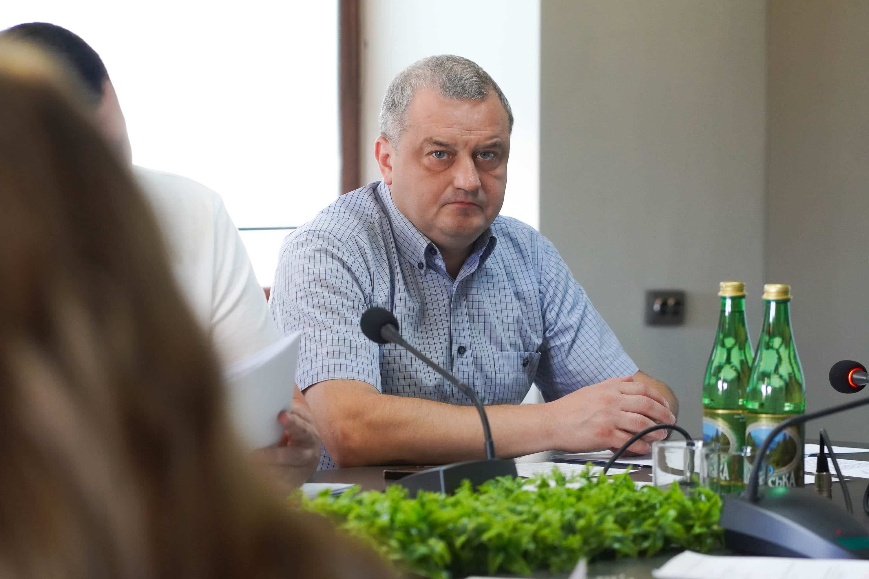 Безоплатне харчування, тарифи на вивезення сміття та захист дітей: рішення виконкому