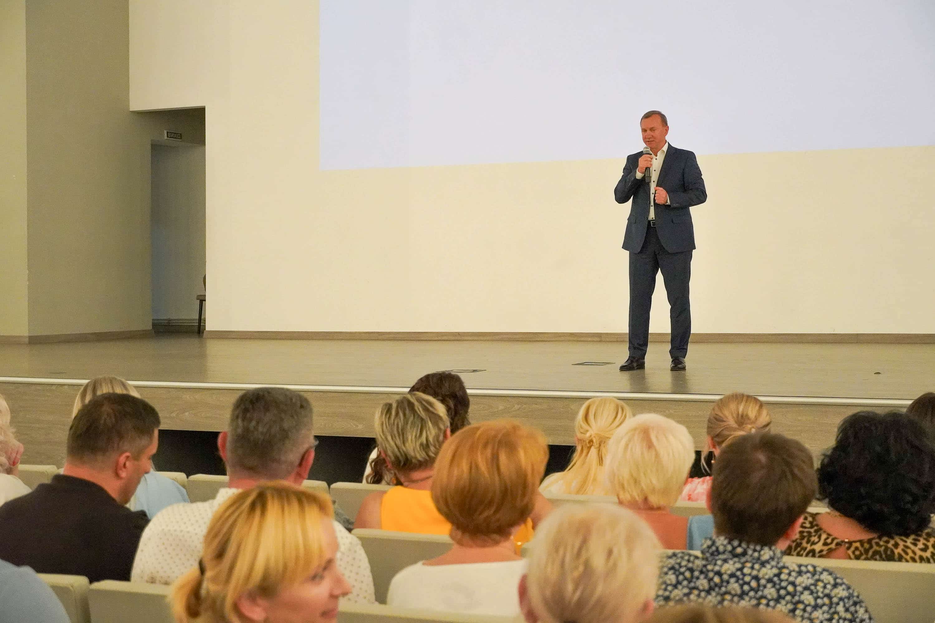 В Ужгороді привітали медичних працівників із професійним святом