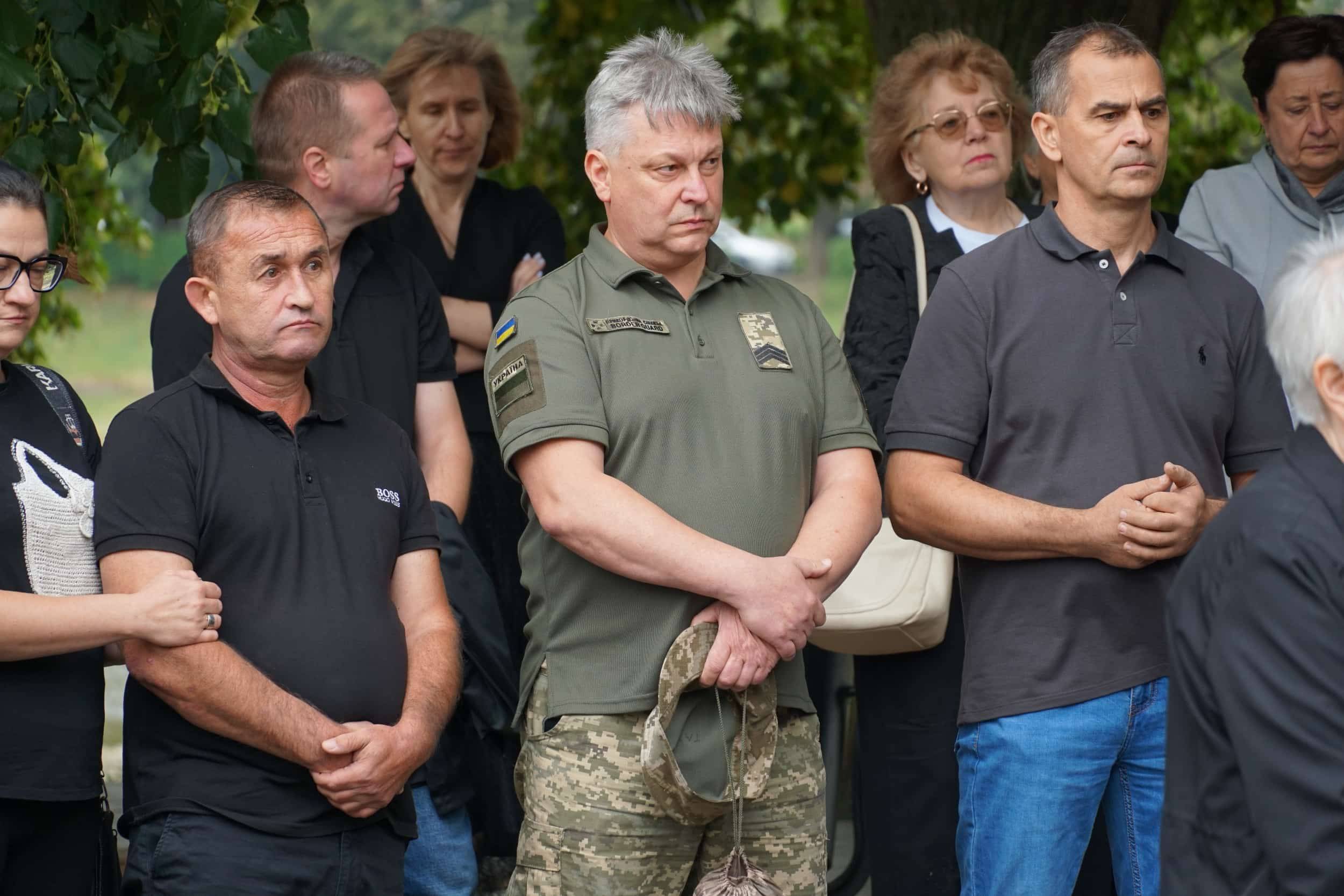 В Ужгороді сьогодні віддали останню шану 49-річному захиснику України, старшому солдату Івану Ігнацевичу